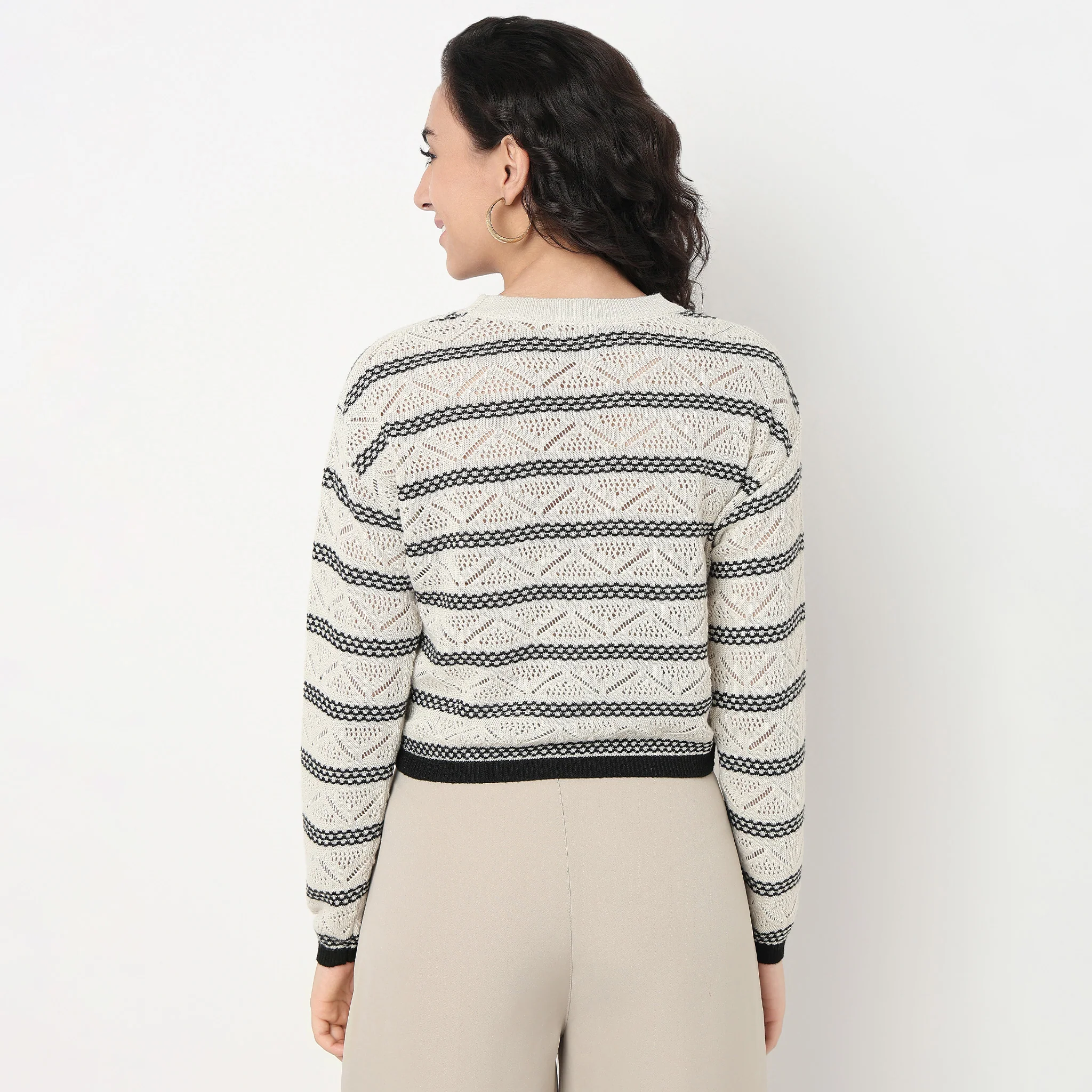 Stipped Flat Knit Cropped Sweater - Image 3