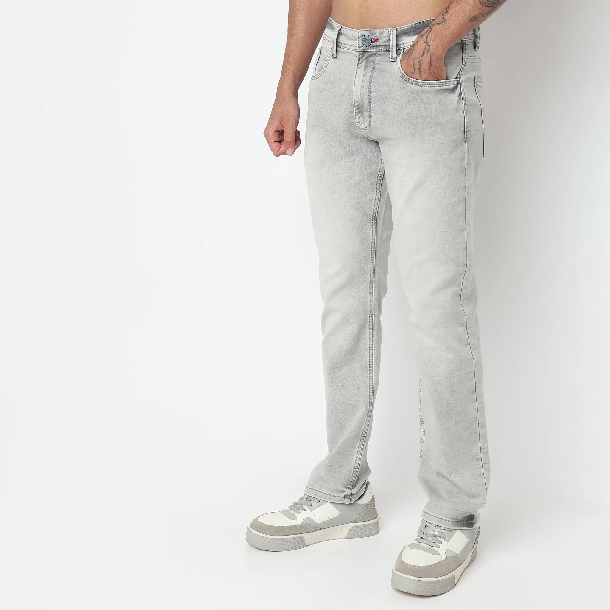Stone Wash Relaxed Fit Jeans - Image 5