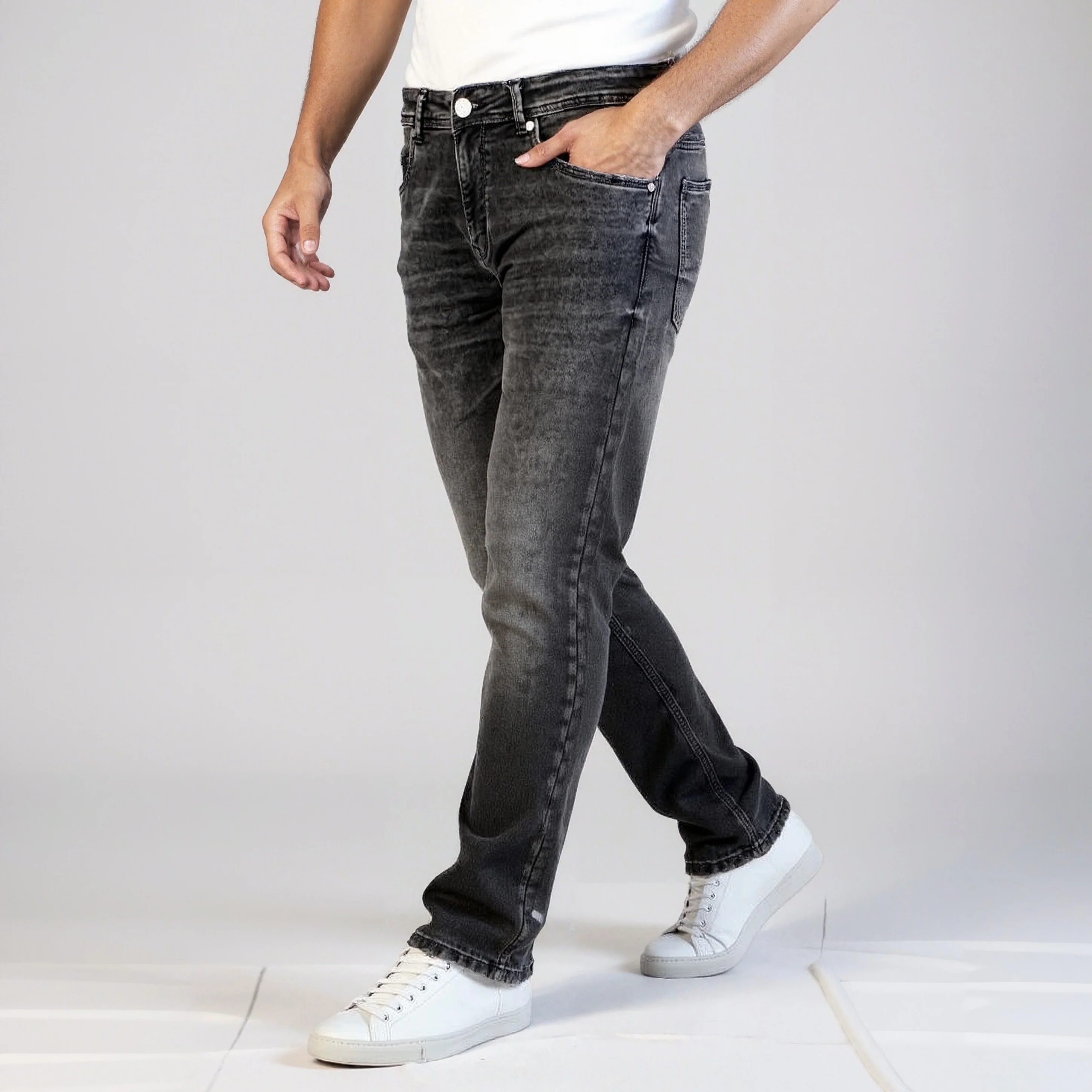 Stone Wash Straigth Fit Jeans - Image 5