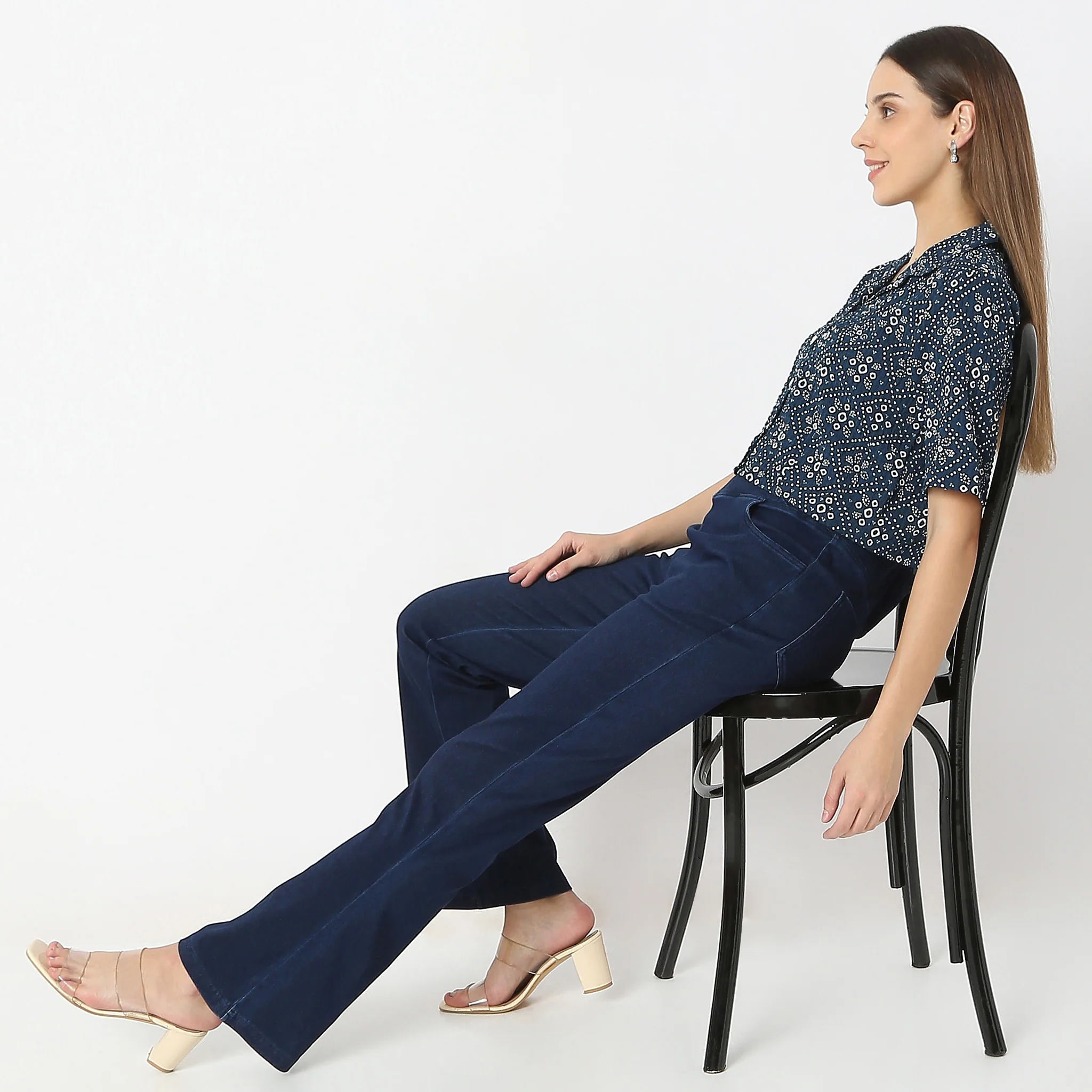Straight Fit Bandhani Glam Camp Collar Printed Crop Top