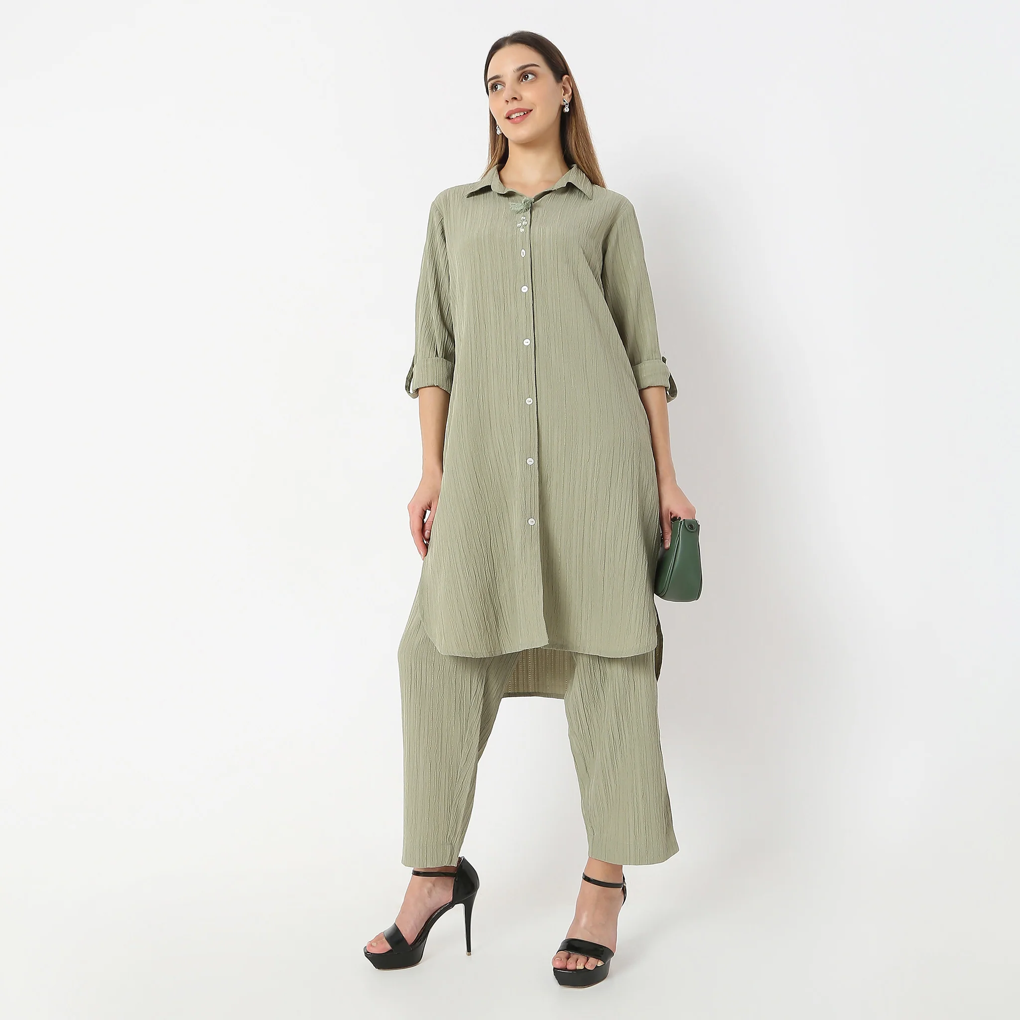 Straight Fit Collar Coordinated Code Kurta With Pant Set