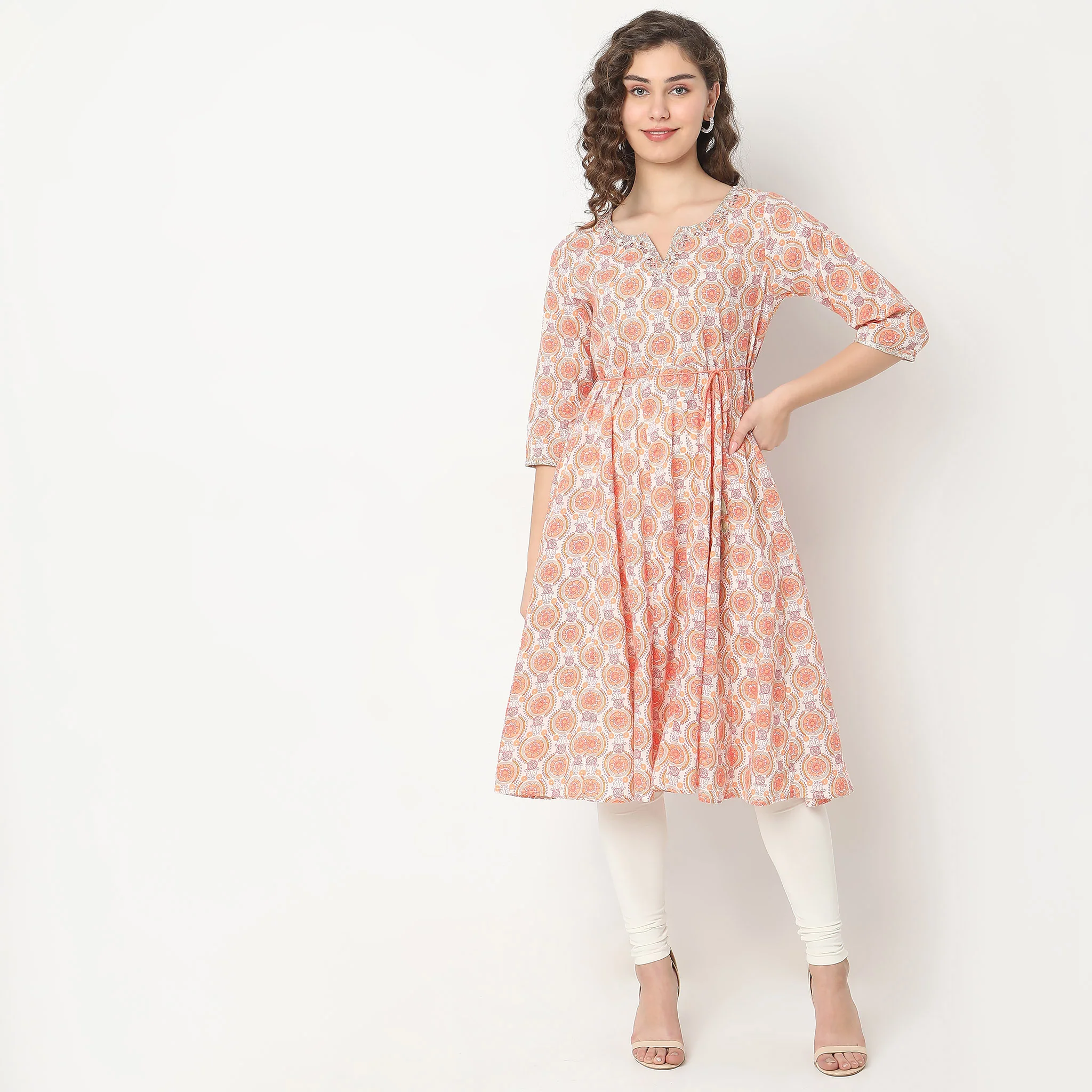 Straight Fit Embellished Kurta - Image 2