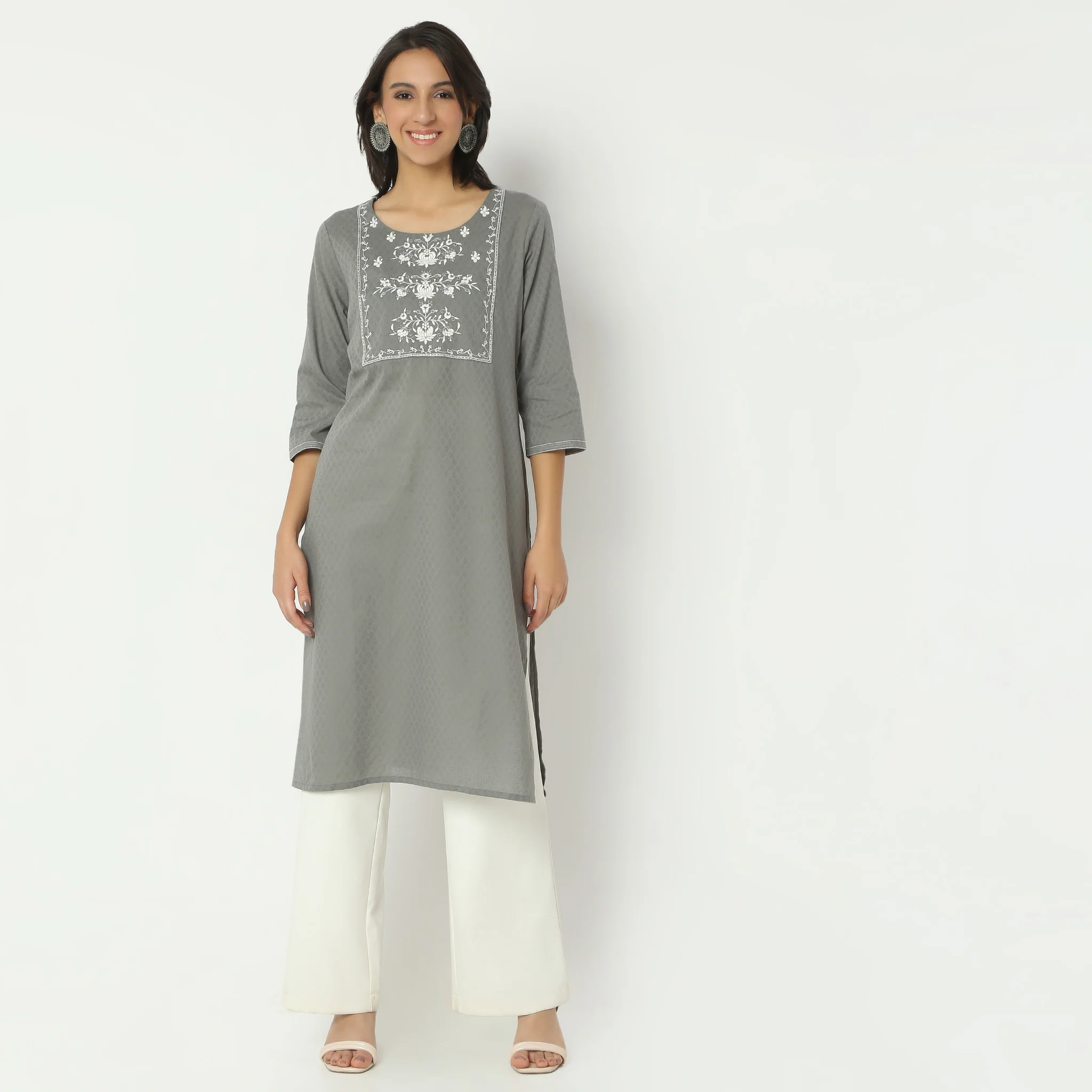 Straight Fit Embroiderd Calf Length Round Neck Kurta - Image 2