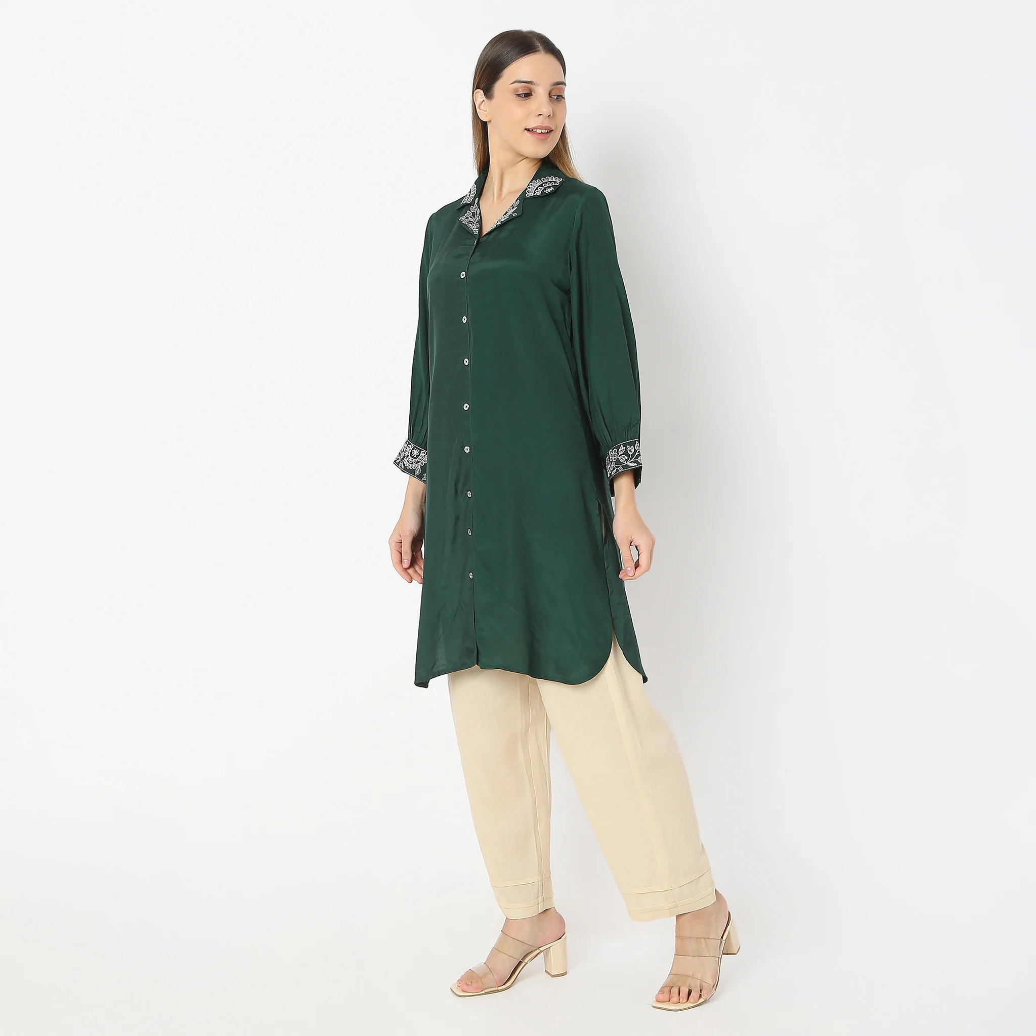 Straight Fit Embroidered Above Knee Camp Collar Kurta - Image 5