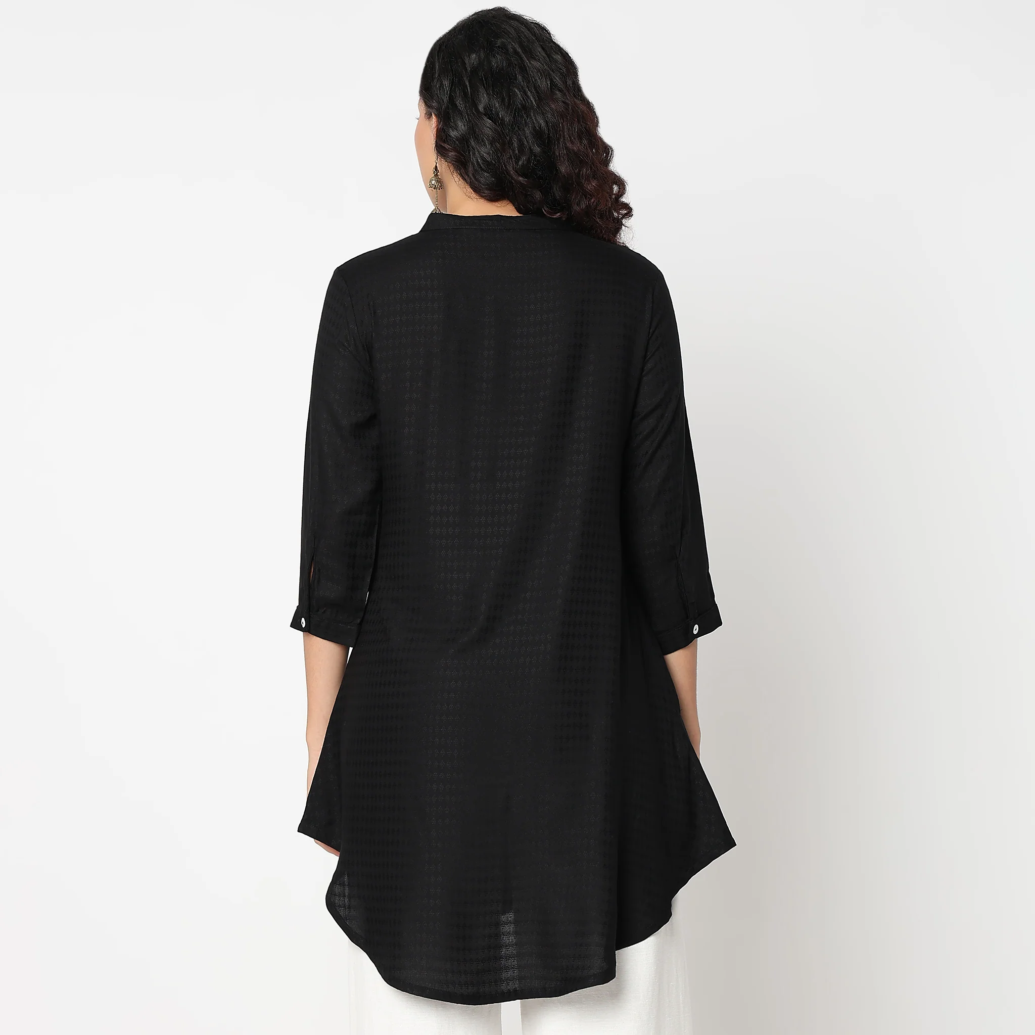 Embroidered Band Neck Kurta With Highlight Of Sequence Work - Image 8