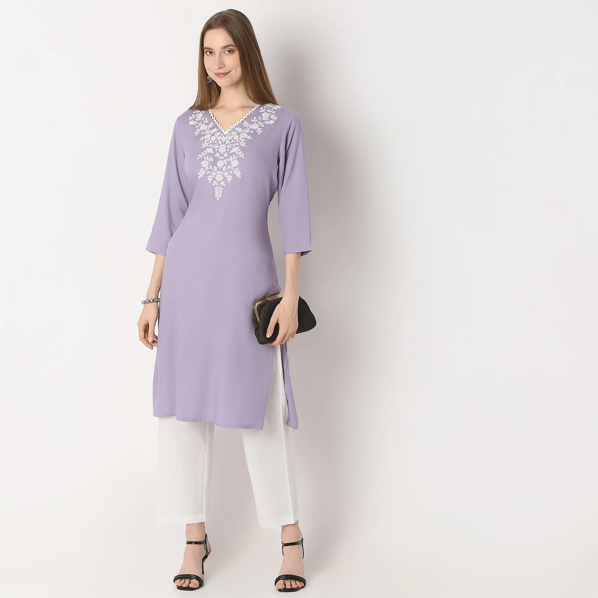 Straight Fit Embroidered Below Knee V-Neck Kurta