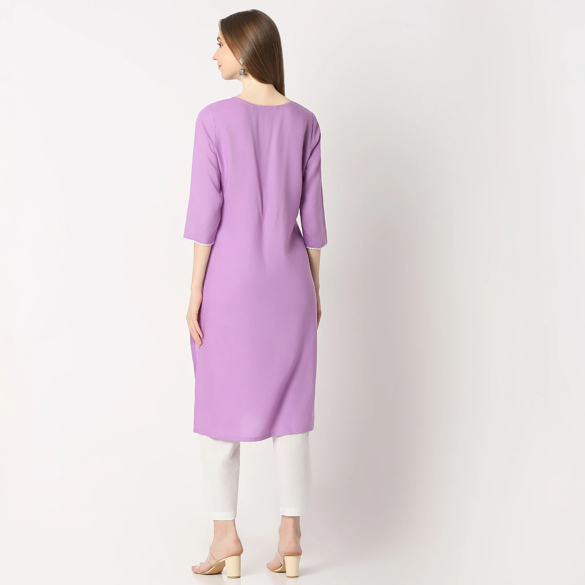 Straight Fit Embroidered Below Knee Kurta - Image 3
