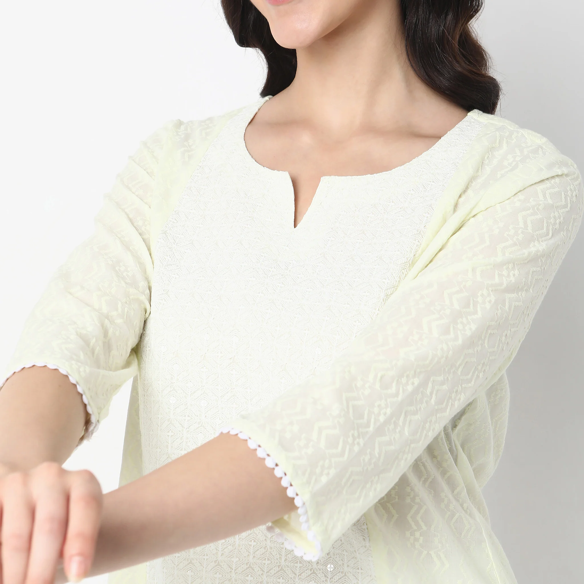 Straight Fit Embroidered Kurta - Image 4
