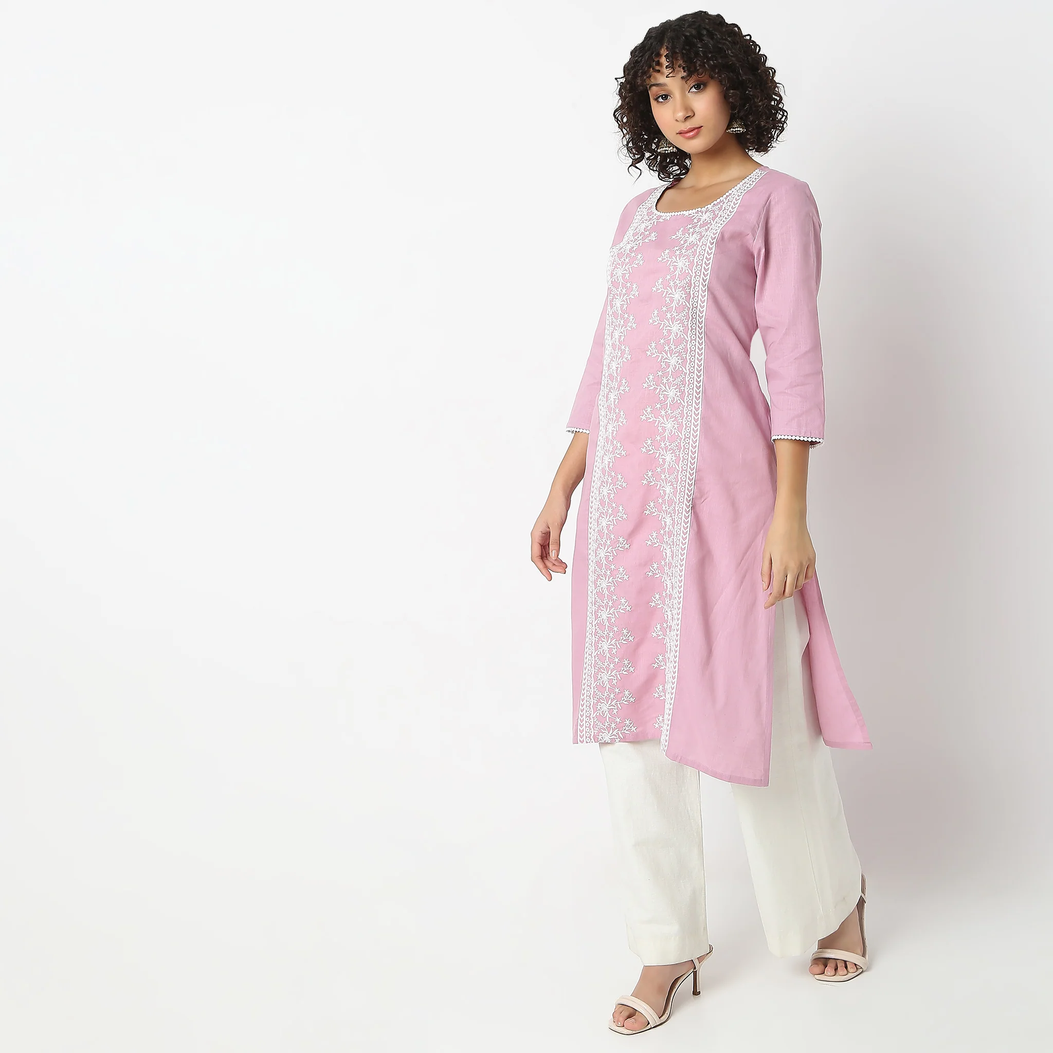 Straight Fit Embroidered U-Neck Kurta - Image 10