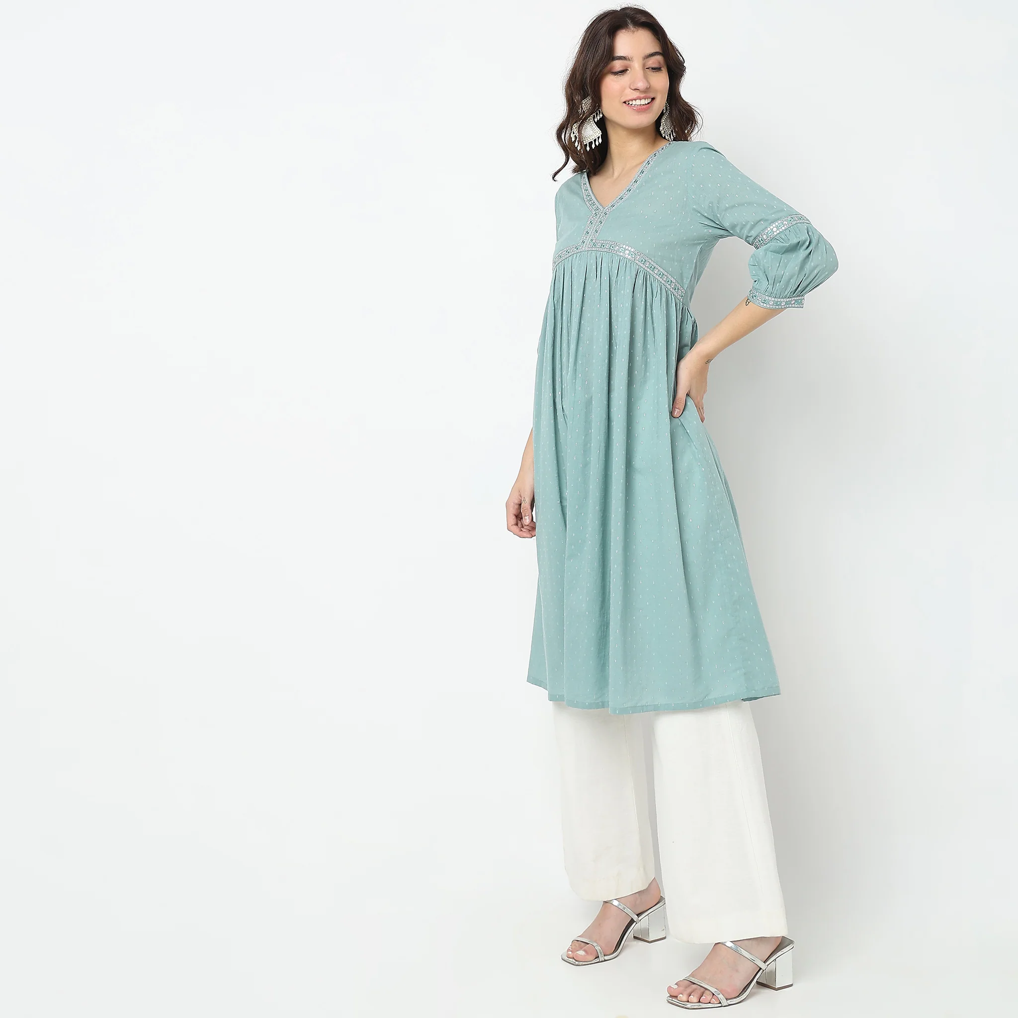 Straight Fit Embroidered Kurta - Image 5