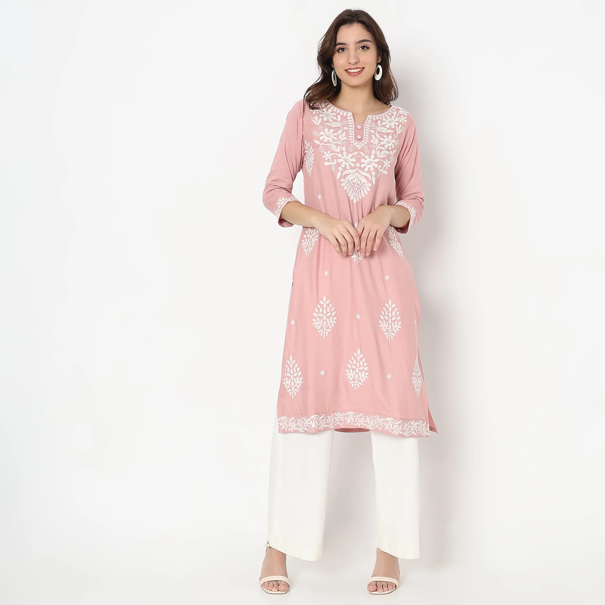 Straight Fit Embroidered Kurta - Image 7