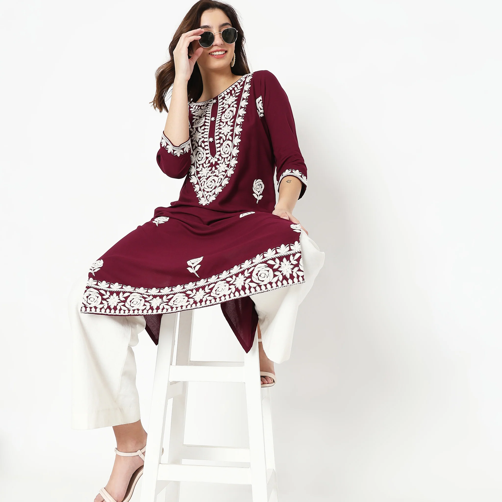 Straight Fit Embroidered Kurta - Image 6