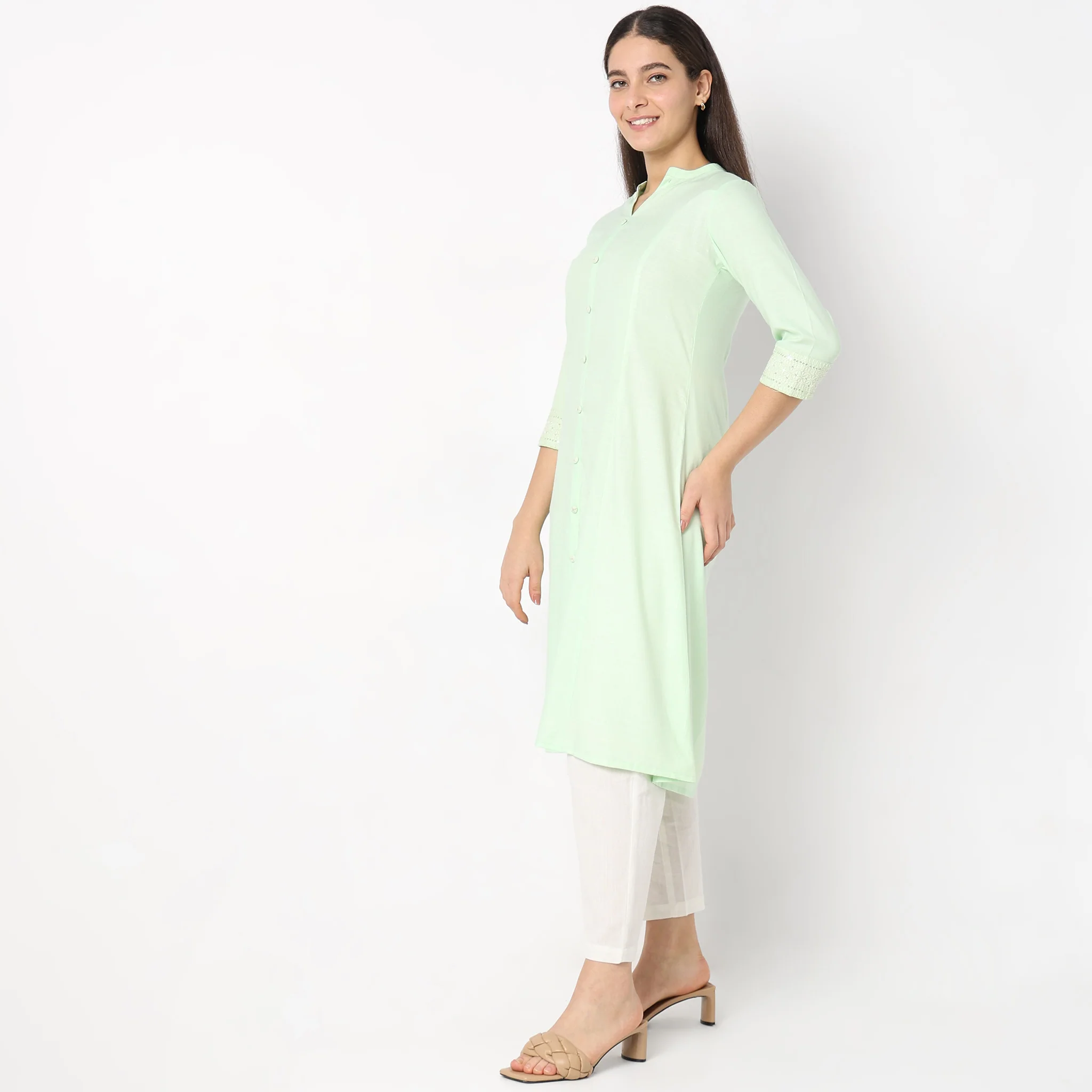 Straight Fit Embroidered Kurta - Image 5