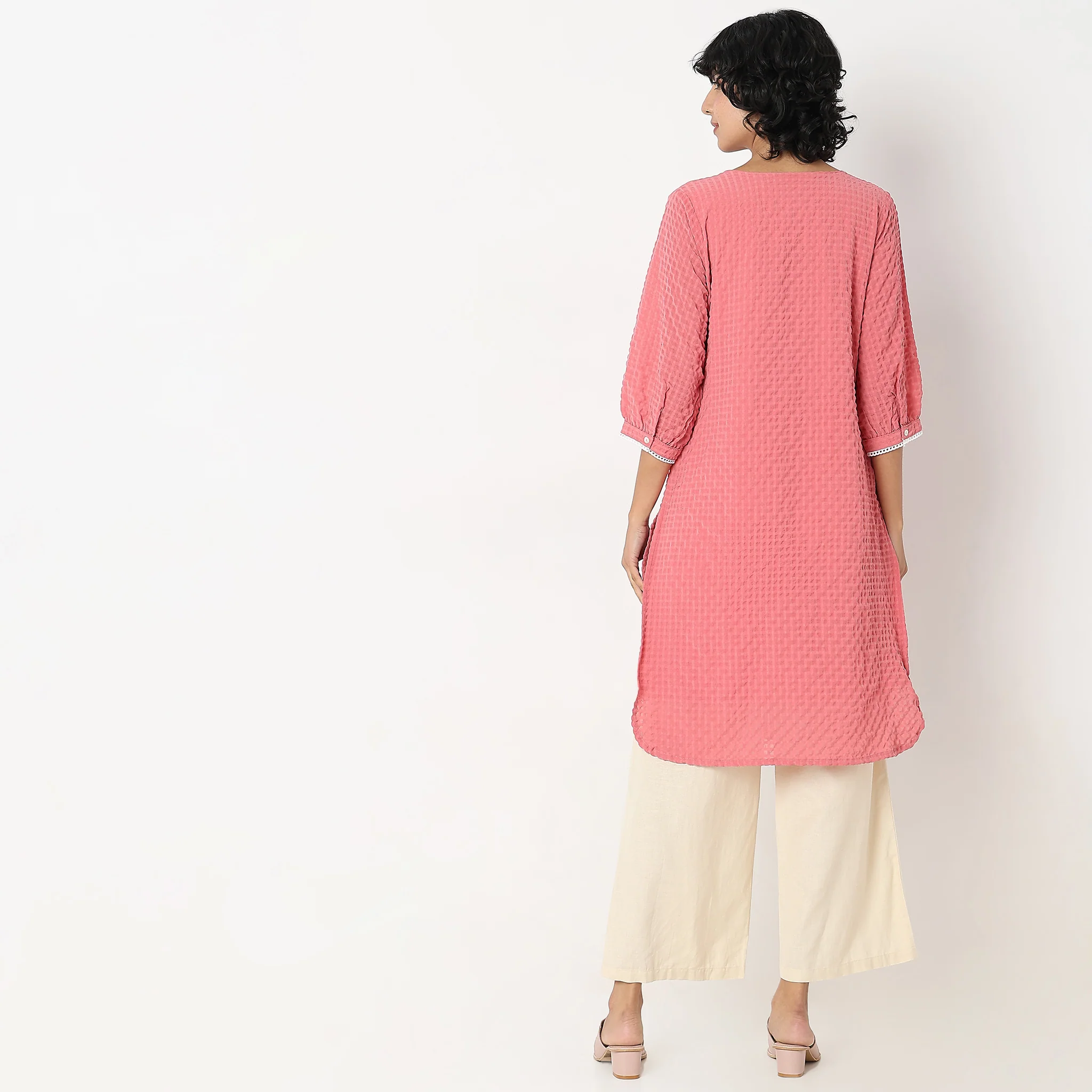 Straight Fit Embroidered Kurta - Image 3