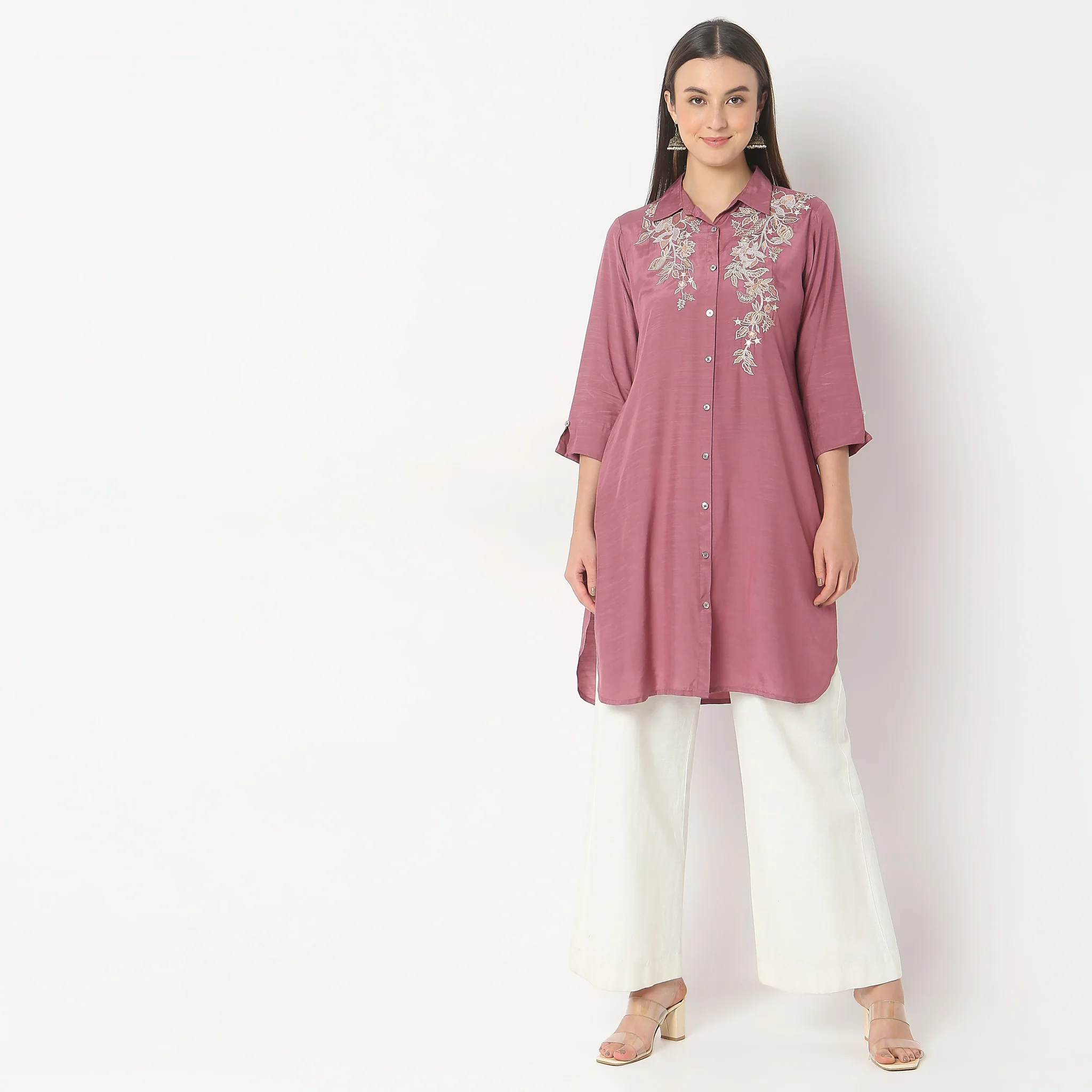 Straight Fit Embroidered Kurta - Image 2