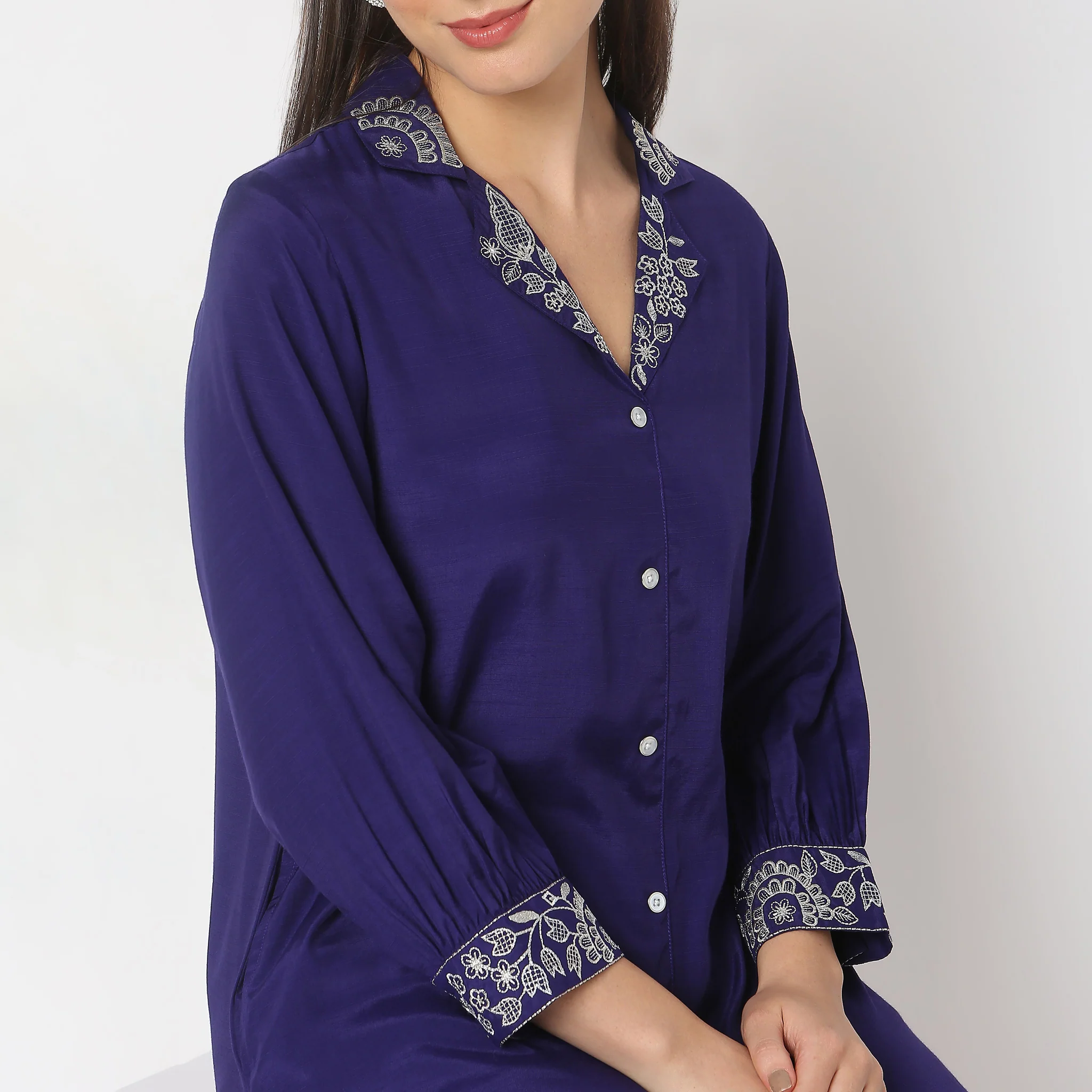 Straight Fit Embroidered Kurta - Image 4