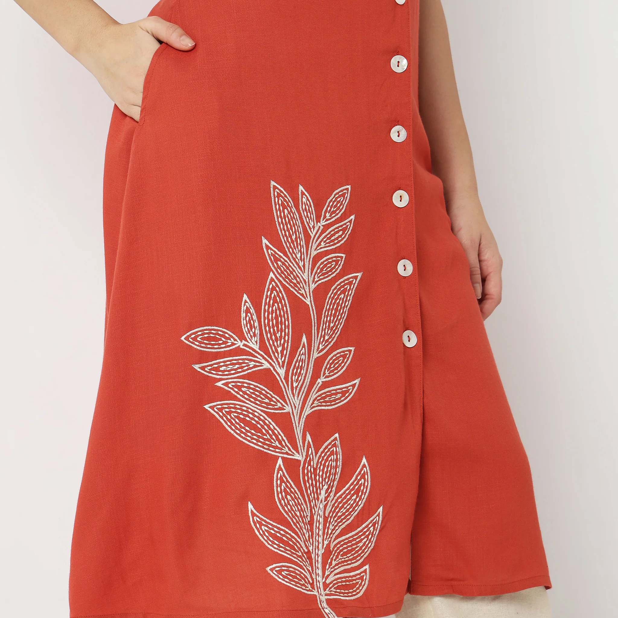 Straight Fit Embroidered Kurta - Image 4