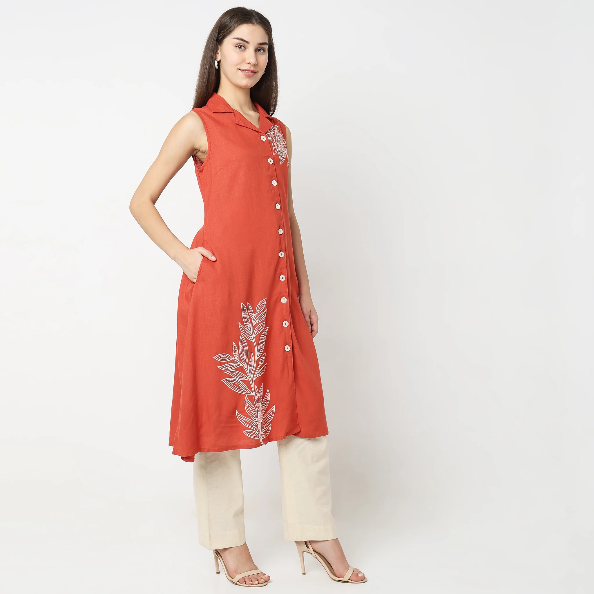 Straight Fit Embroidered Kurta - Image 5