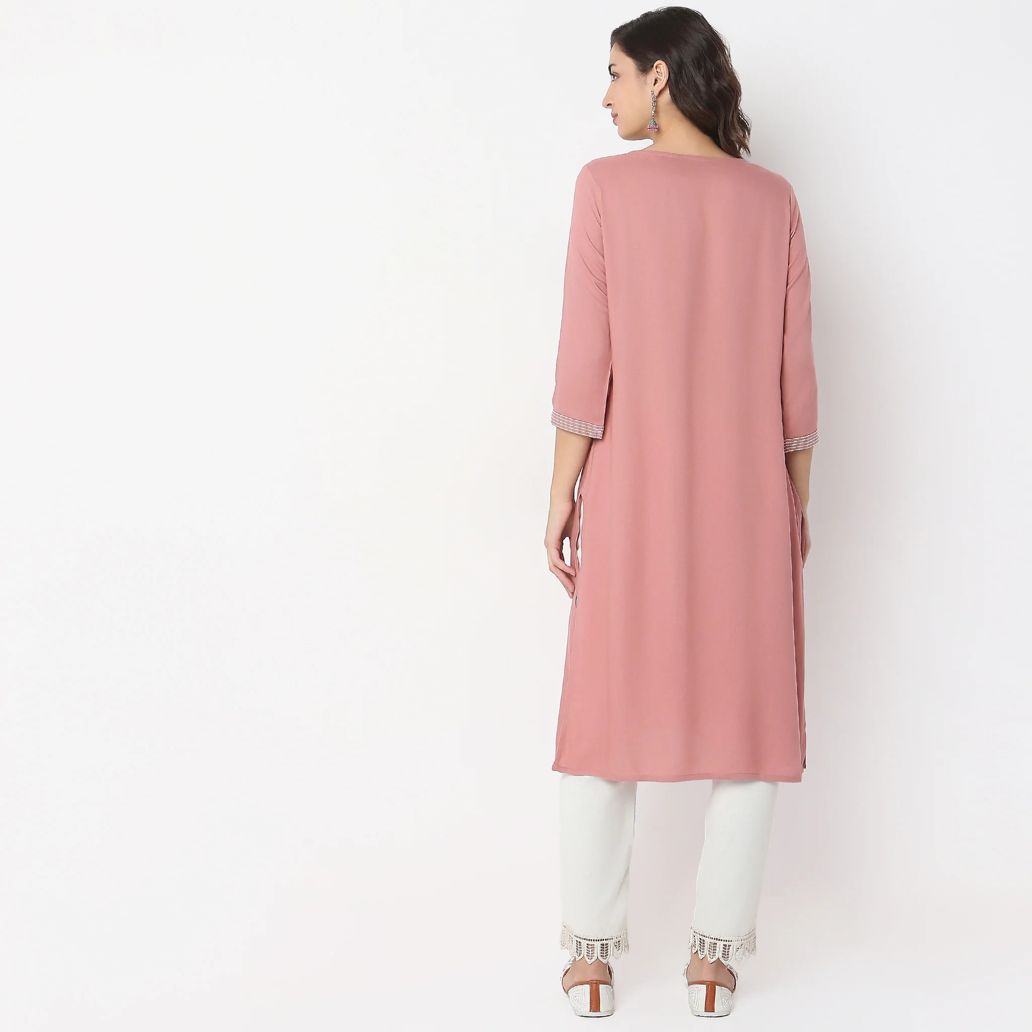 Embroidered Boat Neck Kurta - Image 3