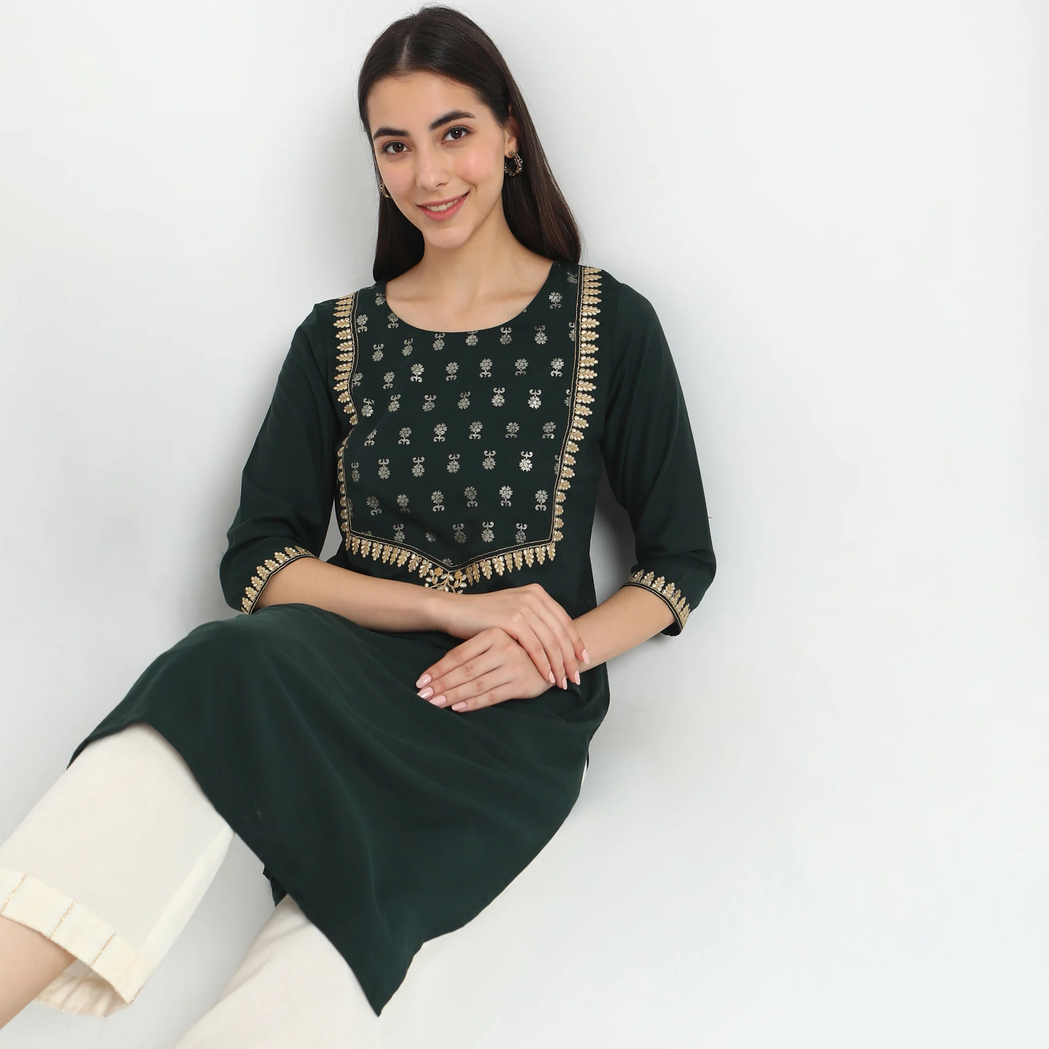 Straight Fit Embroidered Kurta - Image 2