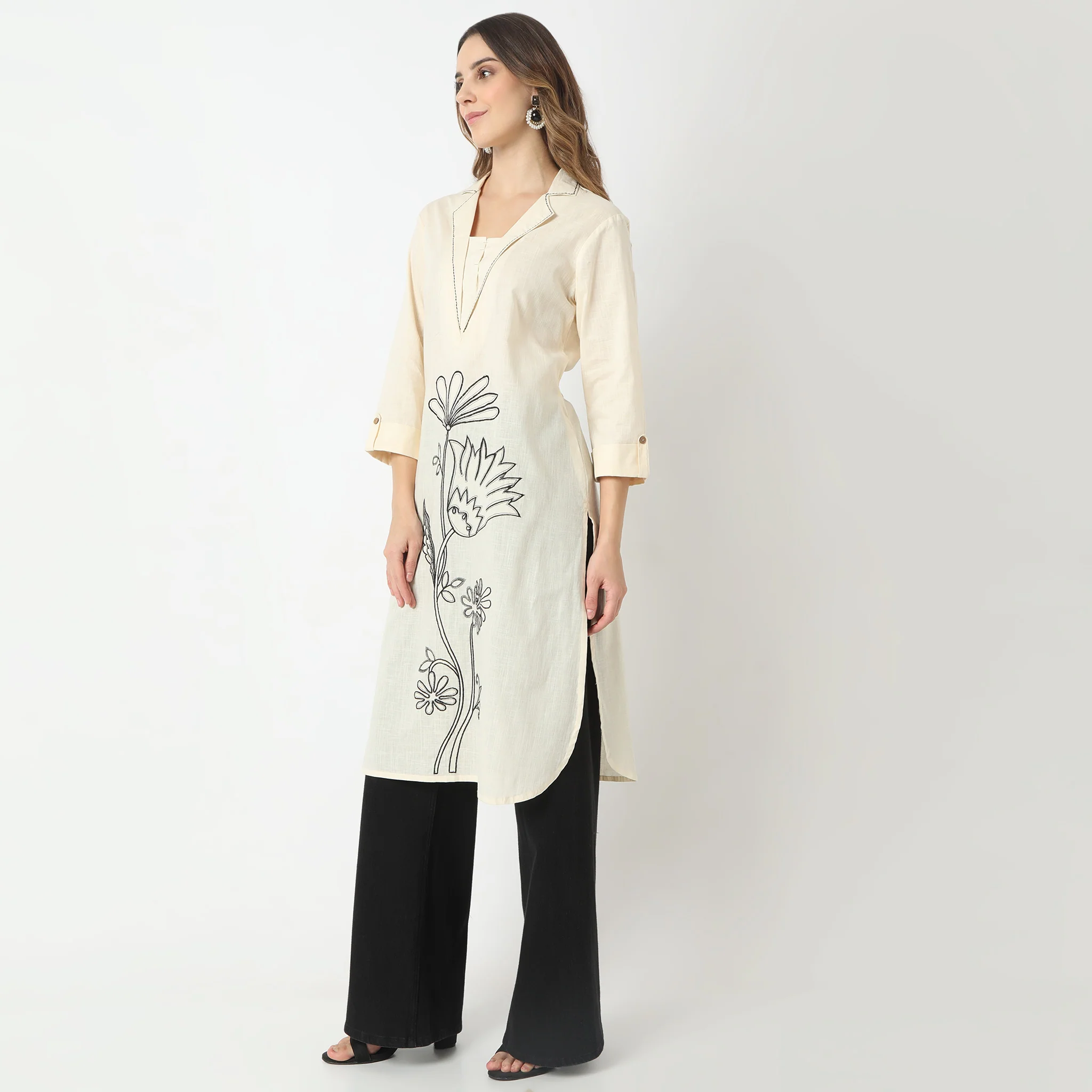 Straight Fit Embroidered Lapel Collar Straight Below Knee Kurta - Image 4