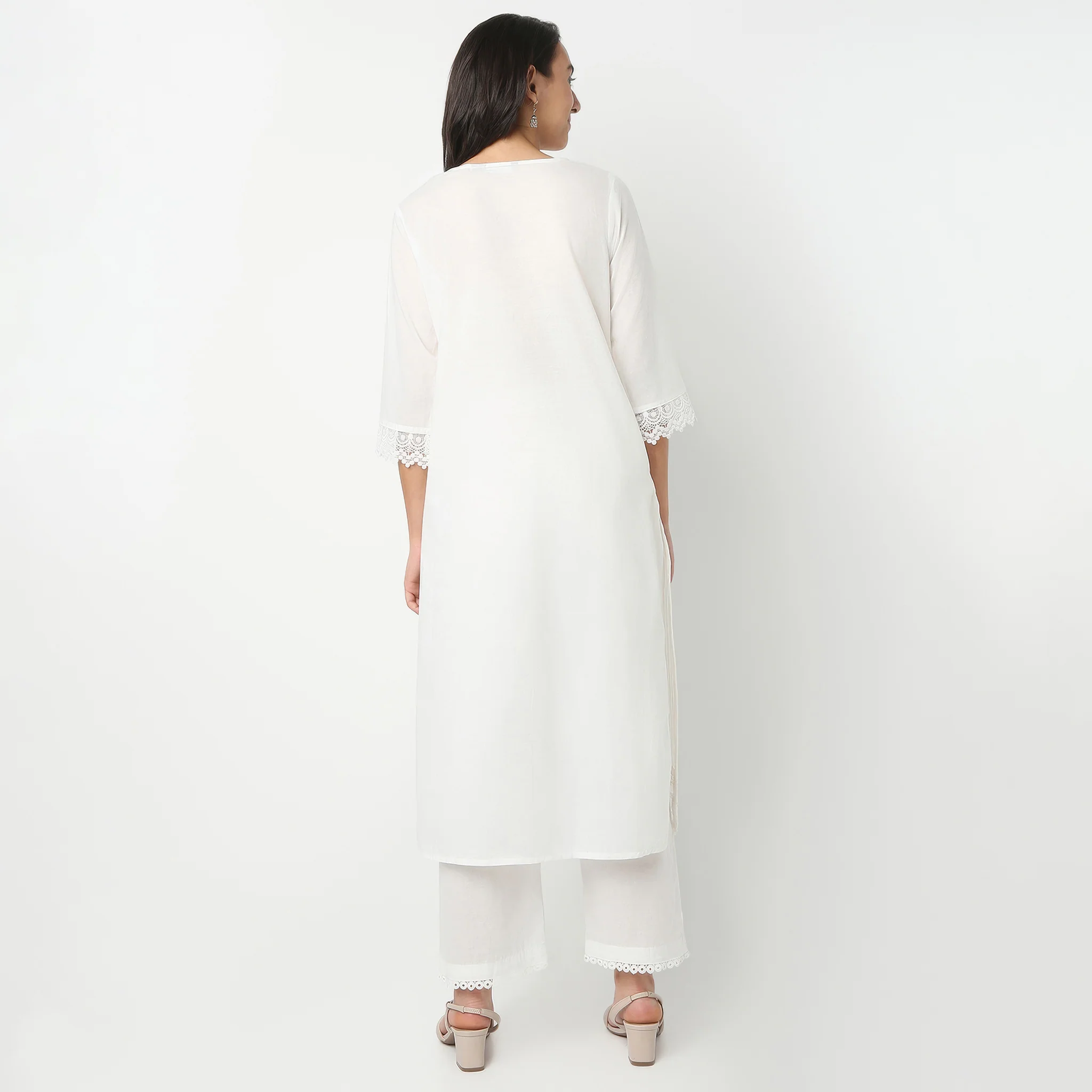 Round Neck Three-Fourth Sleeve Straight Fit Embroidered Kurta With Pant Set - Image 3