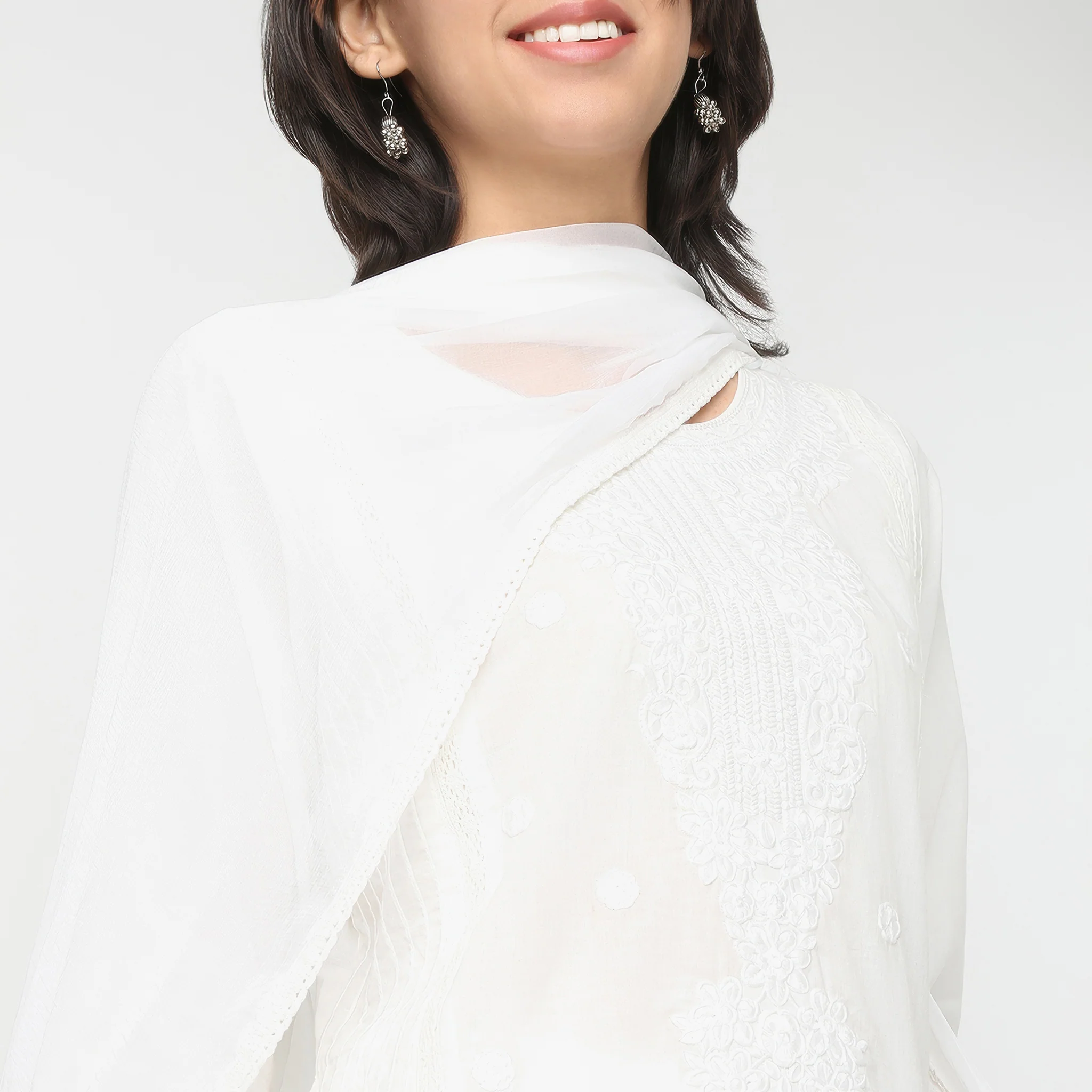 Round Neck Three-Fourth Sleeve Straight Fit Embroidered Kurta With Pant Set - Image 4