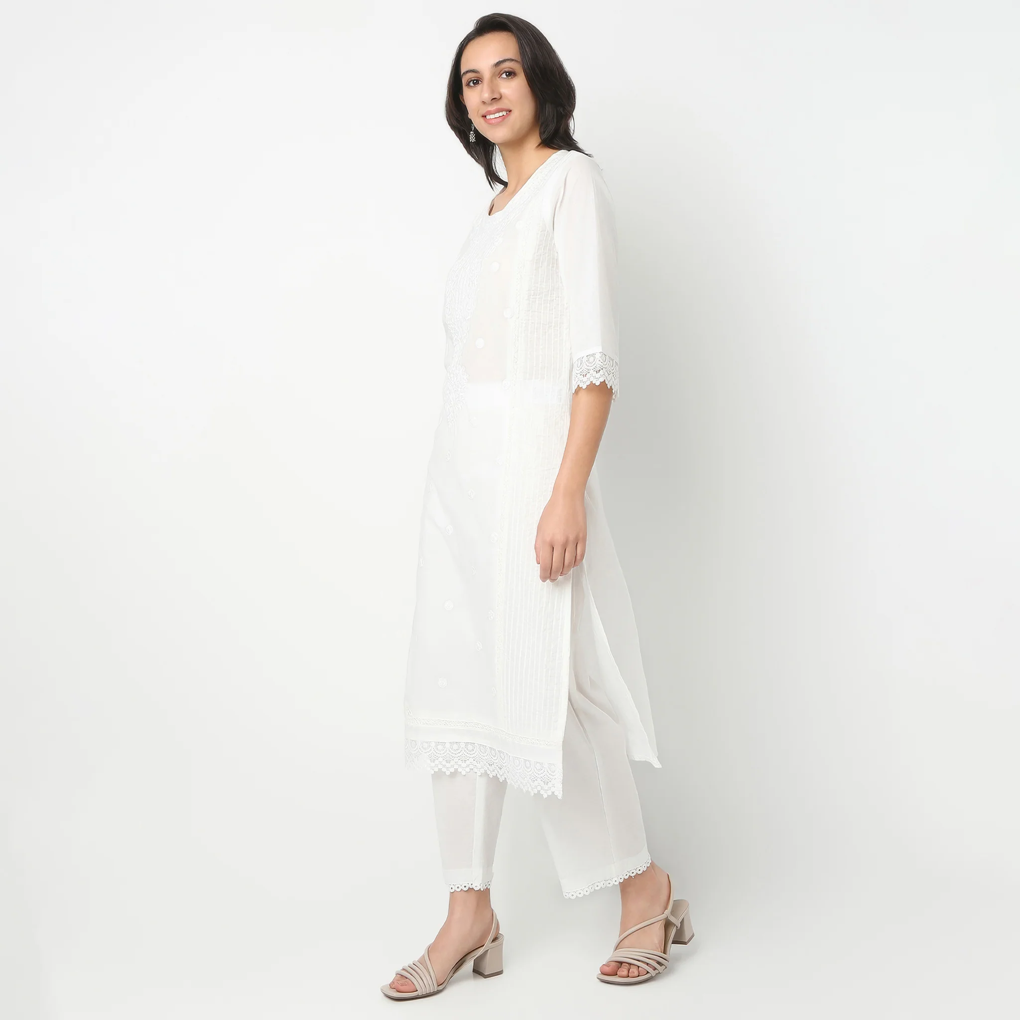 Round Neck Three-Fourth Sleeve Straight Fit Embroidered Kurta With Pant Set - Image 5