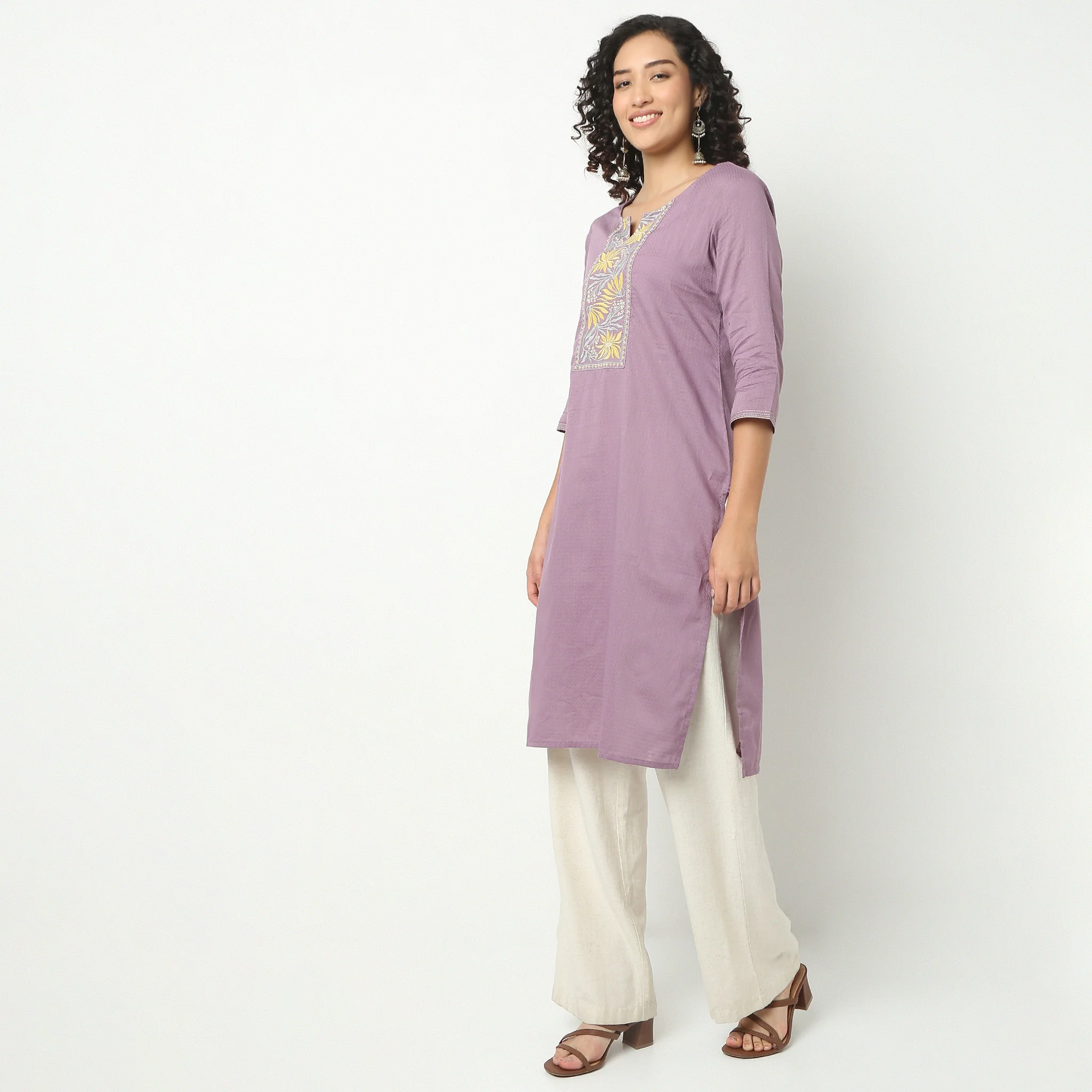 Straight Fit Embroidered Yoke Kurta - Image 4