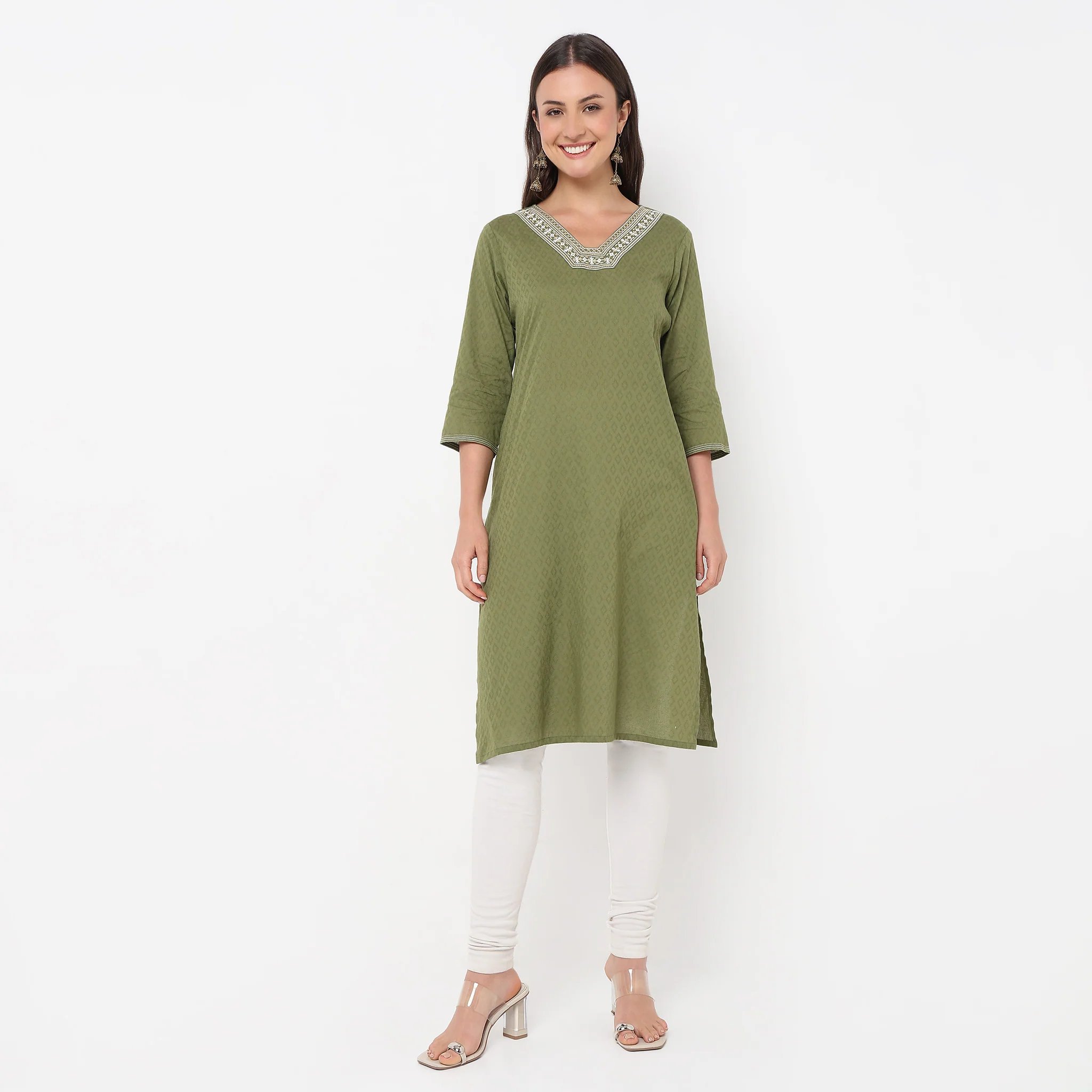 Straight Fit Embroidered Yoke Kurta - Image 2