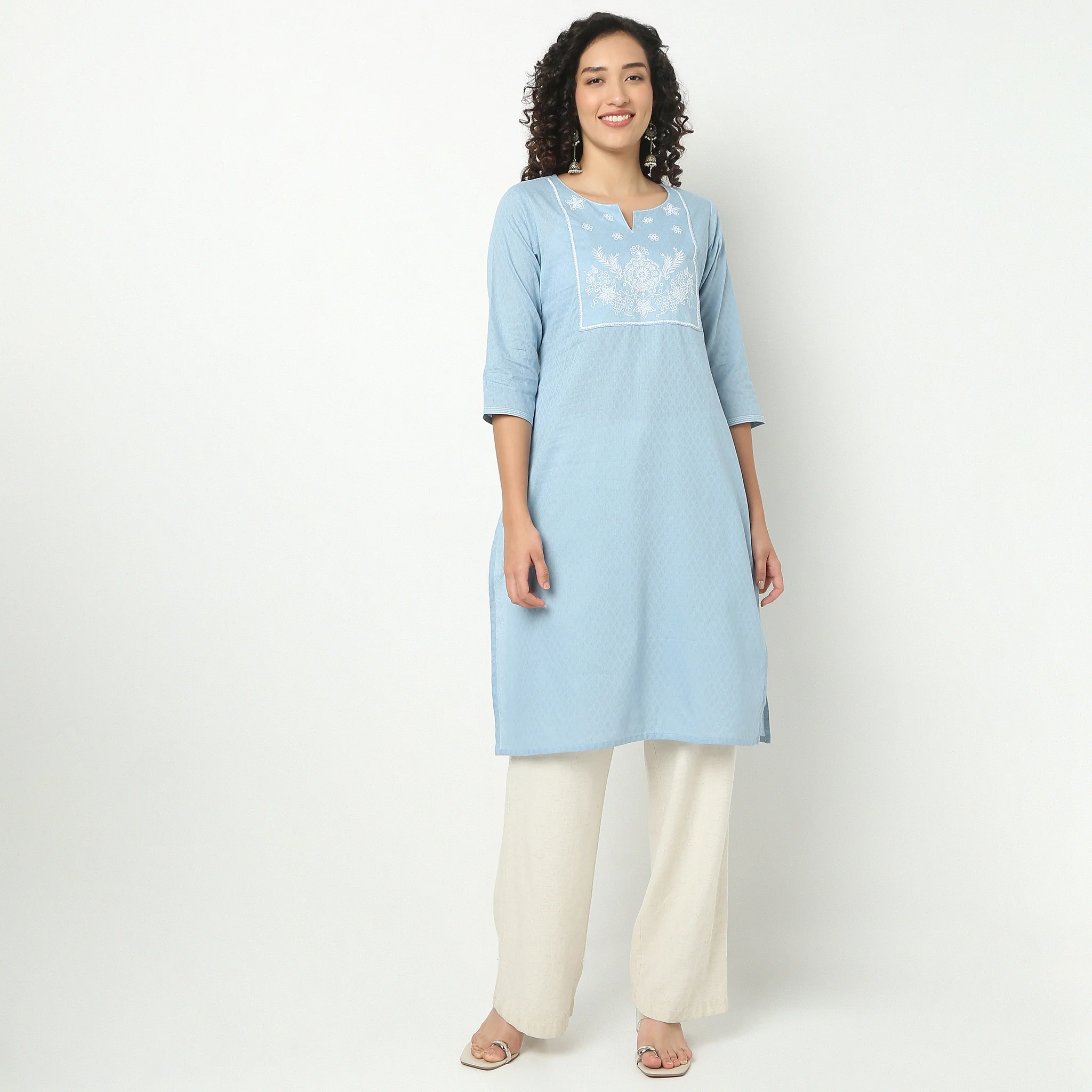 Straight Fit Embroidered Yoke Kurta - Image 2