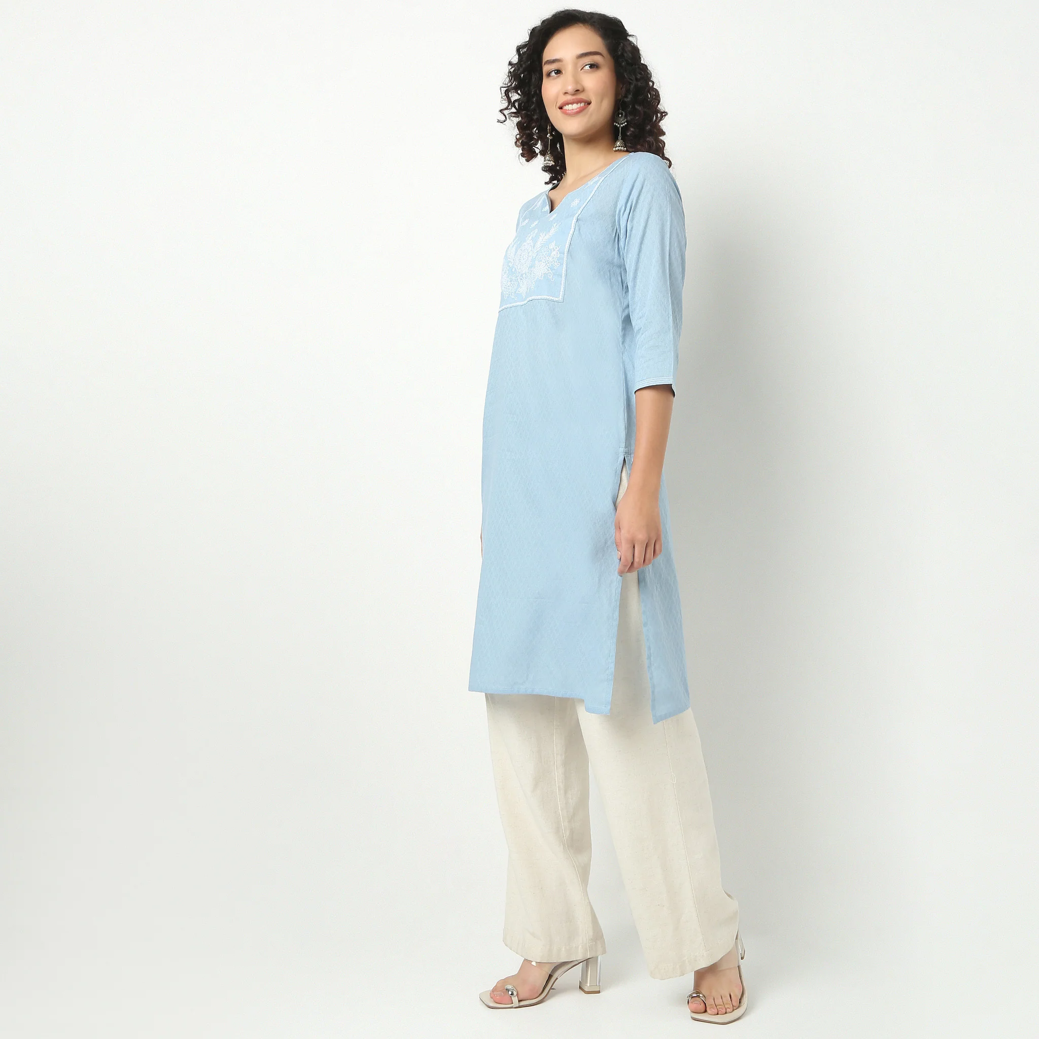 Straight Fit Embroidered Yoke Kurta - Image 4