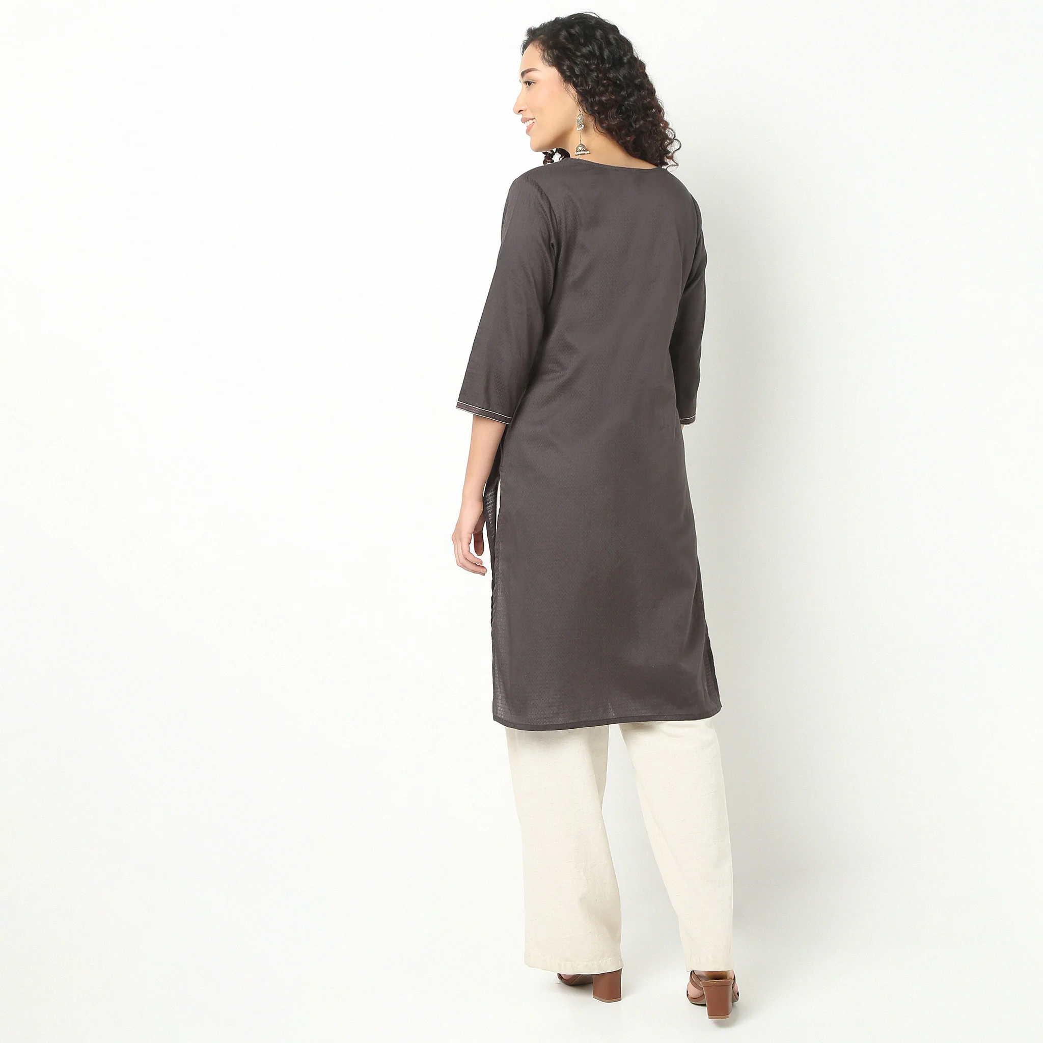 Straight Fit Embroidered Yoke Kurta - Image 3