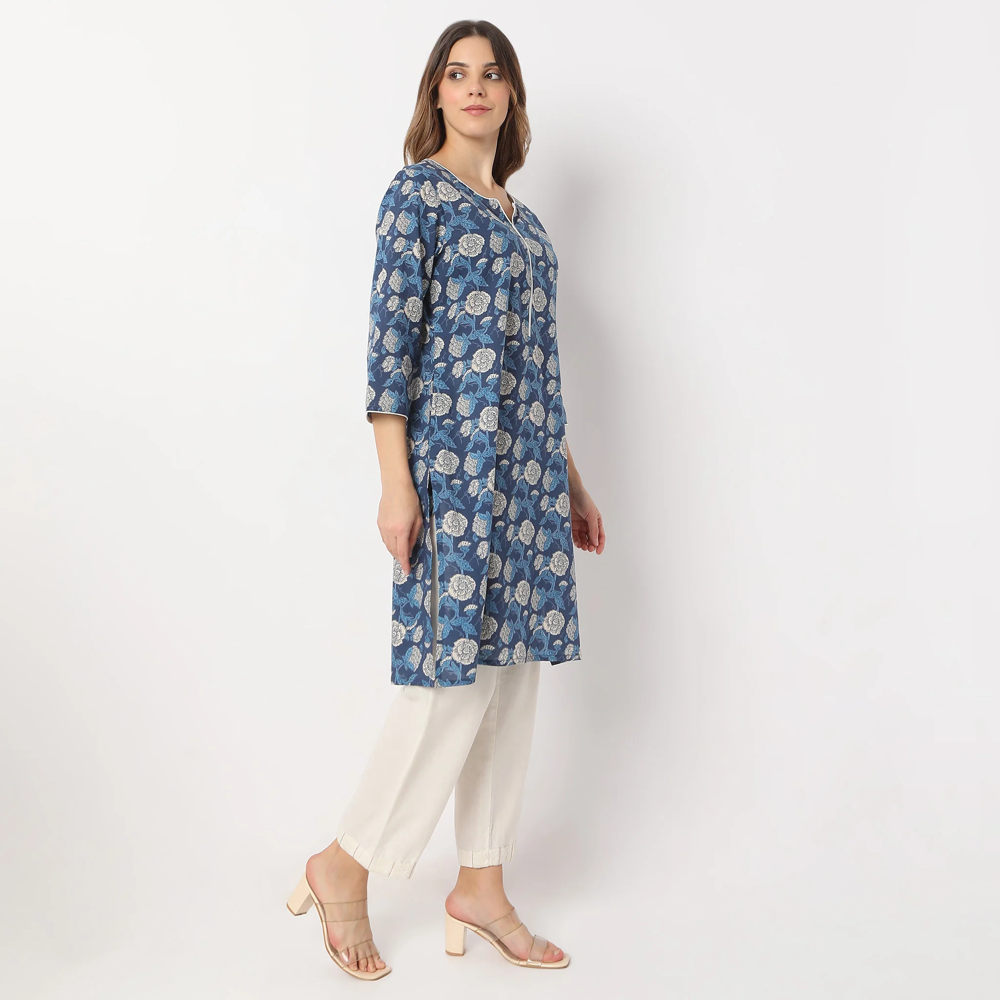 Floral Band Neck Kurta - Image 5