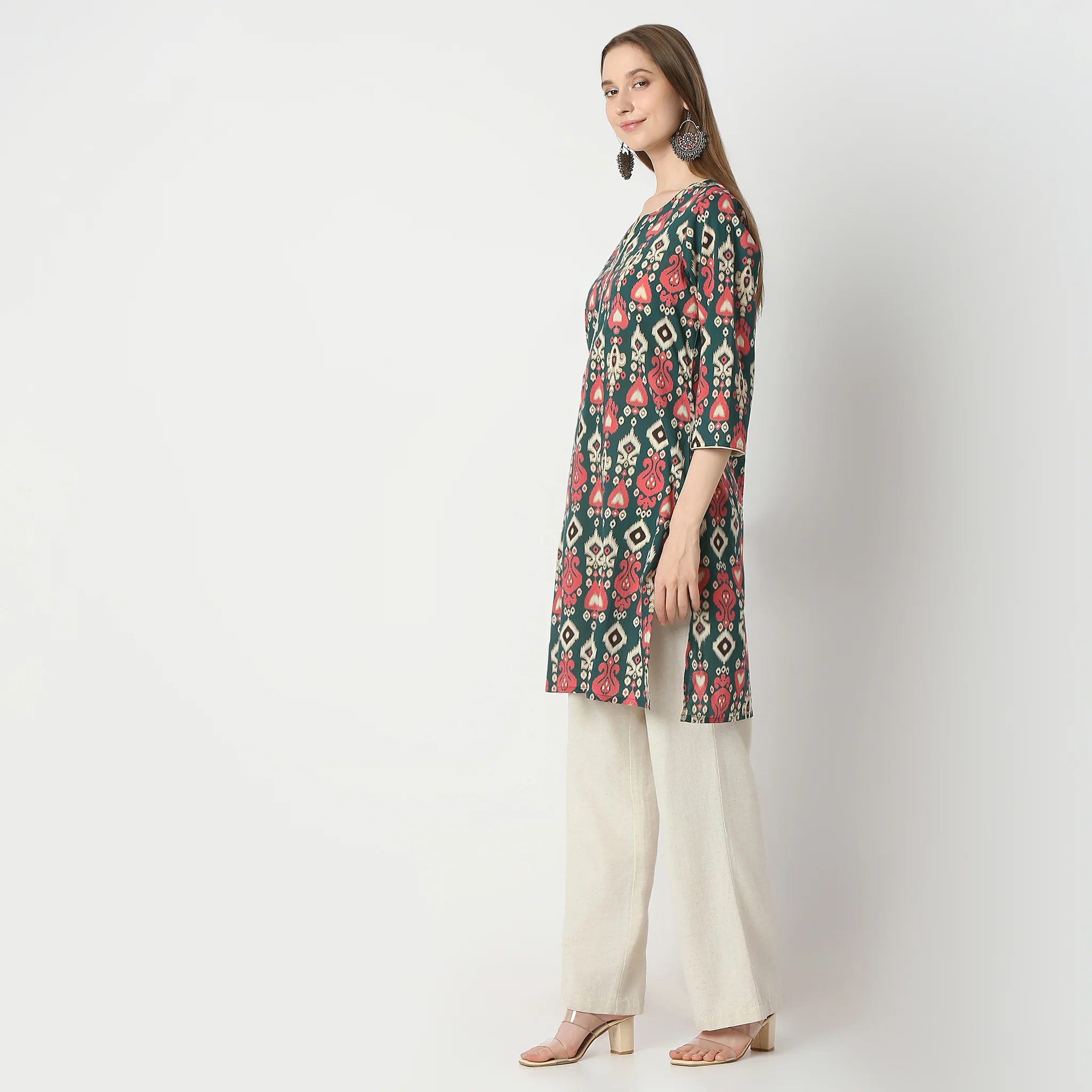 Floral Straight Kurta - Image 5