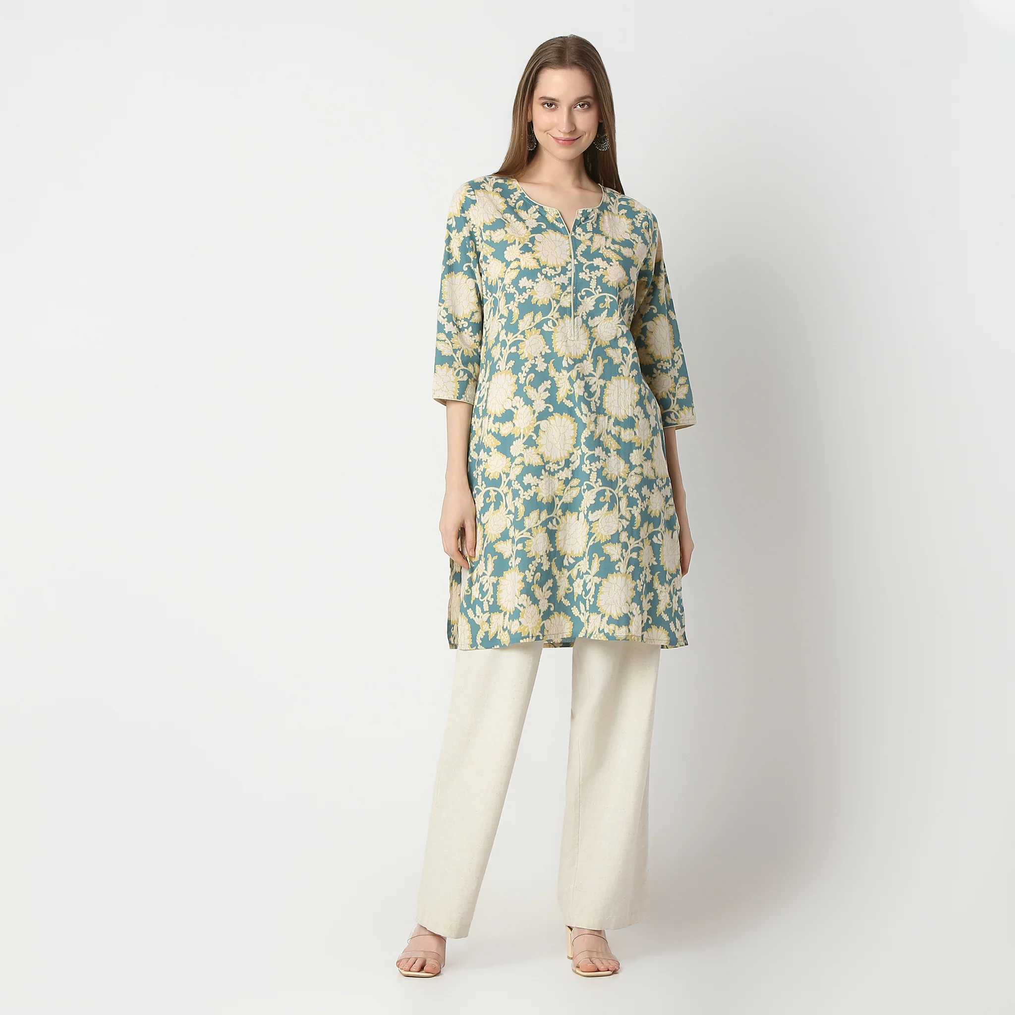 Floral Straight Kurta - Image 2