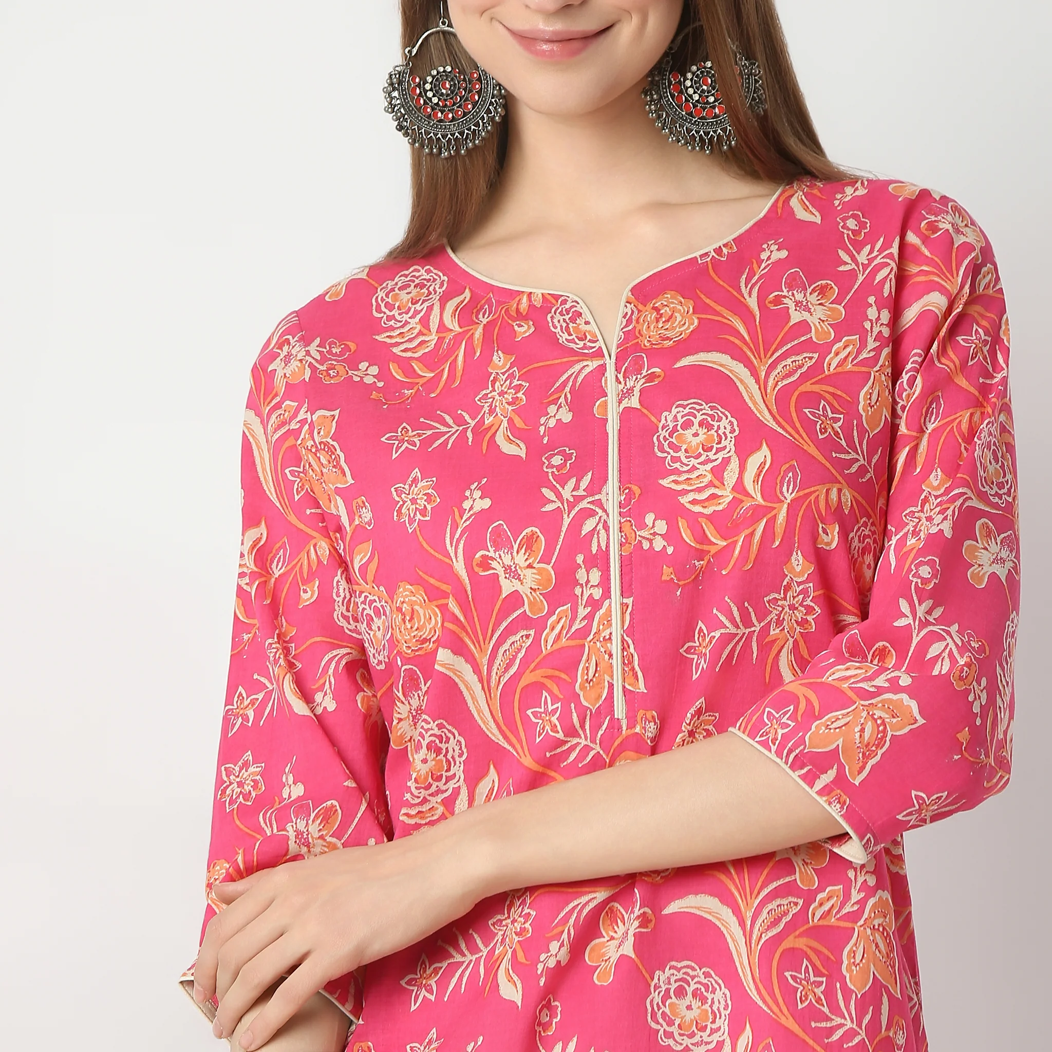 Floral Straight Kurta - Image 4