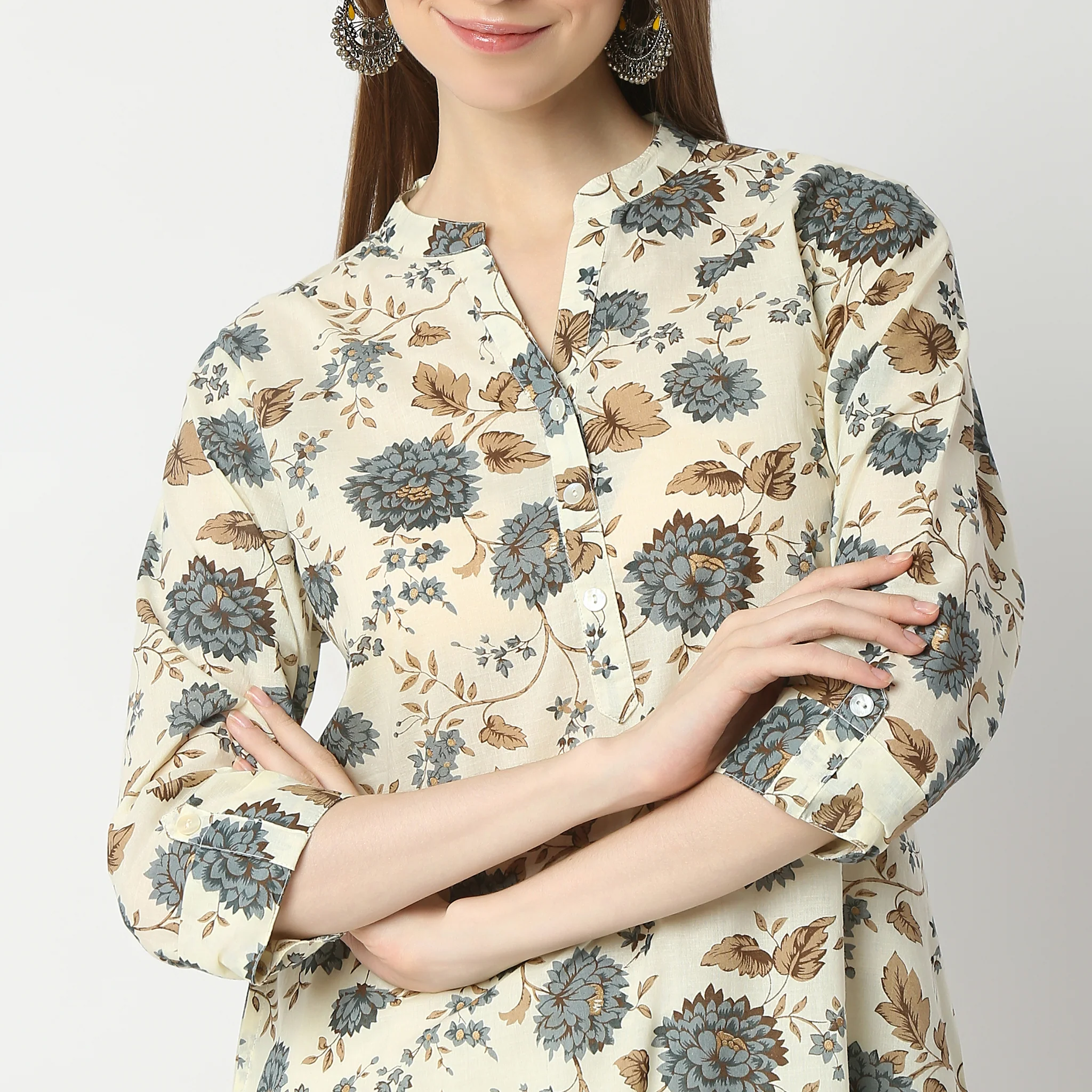 Floral Band Neck Kurta - Image 4