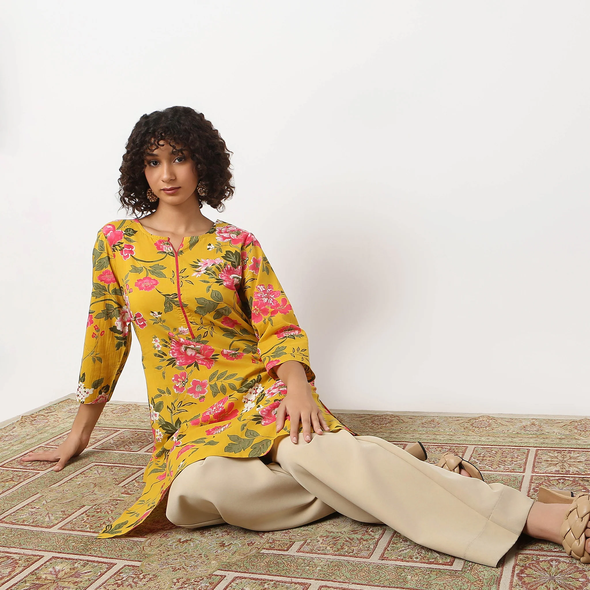 Straight Fit Floral Kurta - Image 11