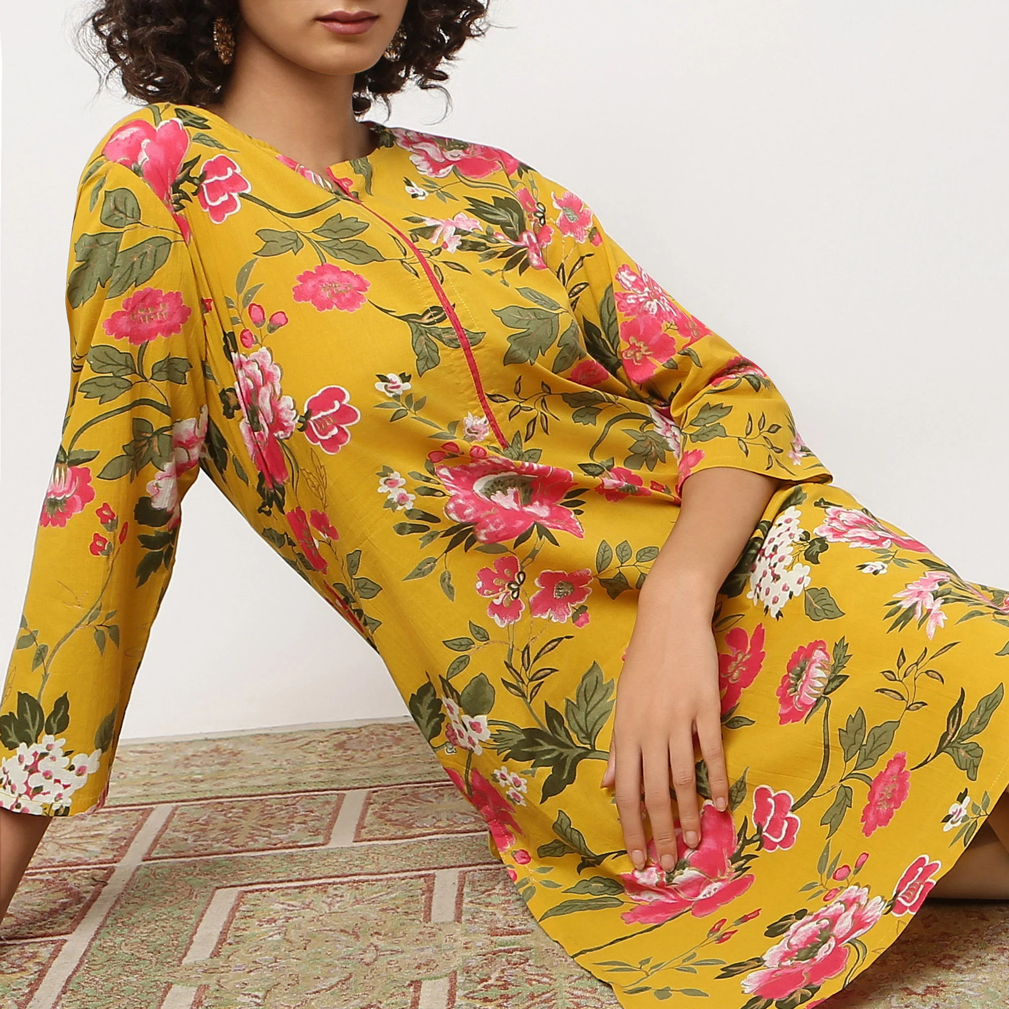 Straight Fit Floral Kurta - Image 14