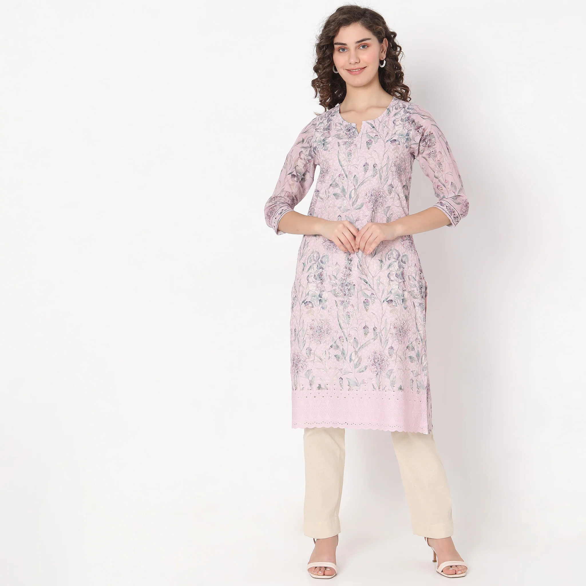 Straight Fit Floral Kurta - Image 2
