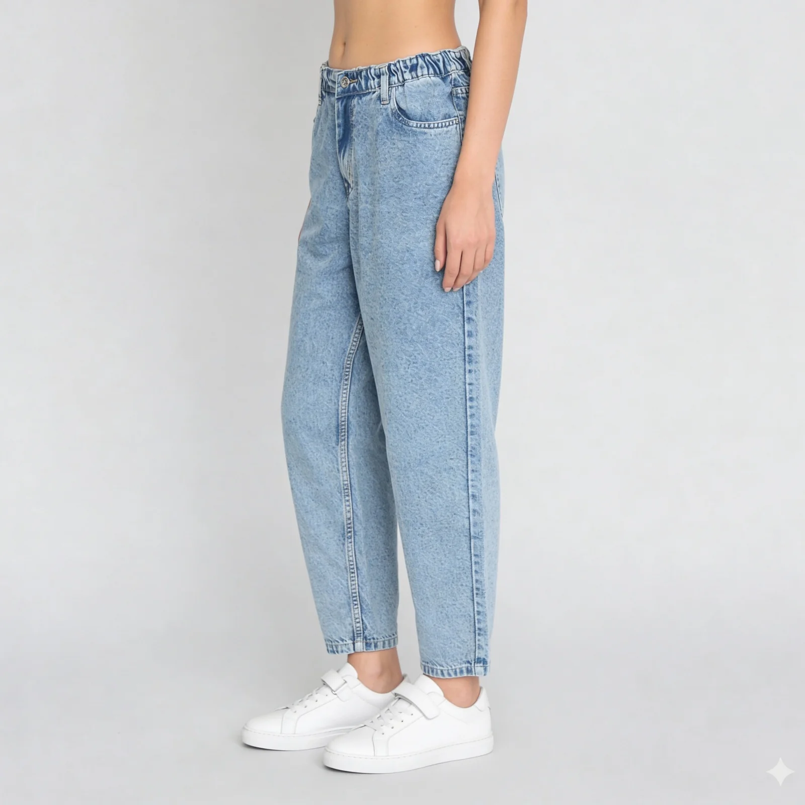 Straight Fit High Rise Back Button Look Jeans - Image 5