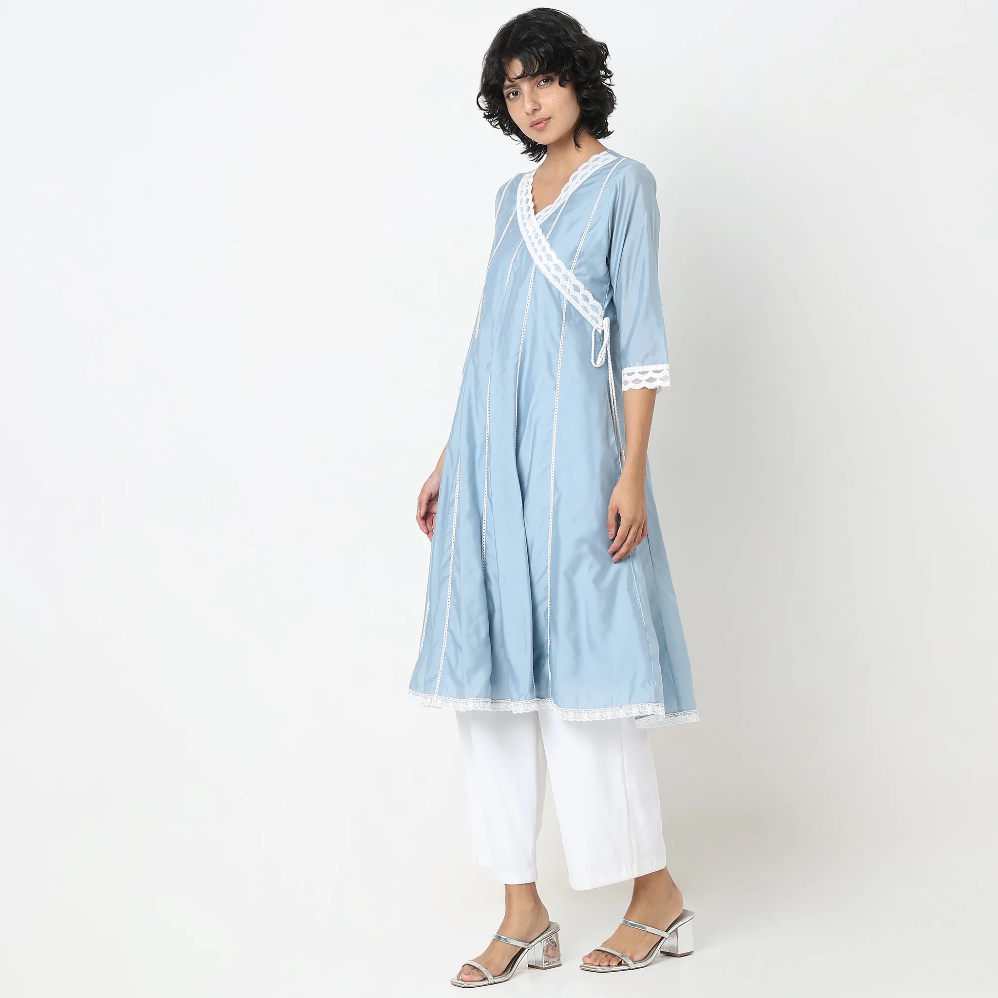 Straight Fit Lace Kurta - Image 5