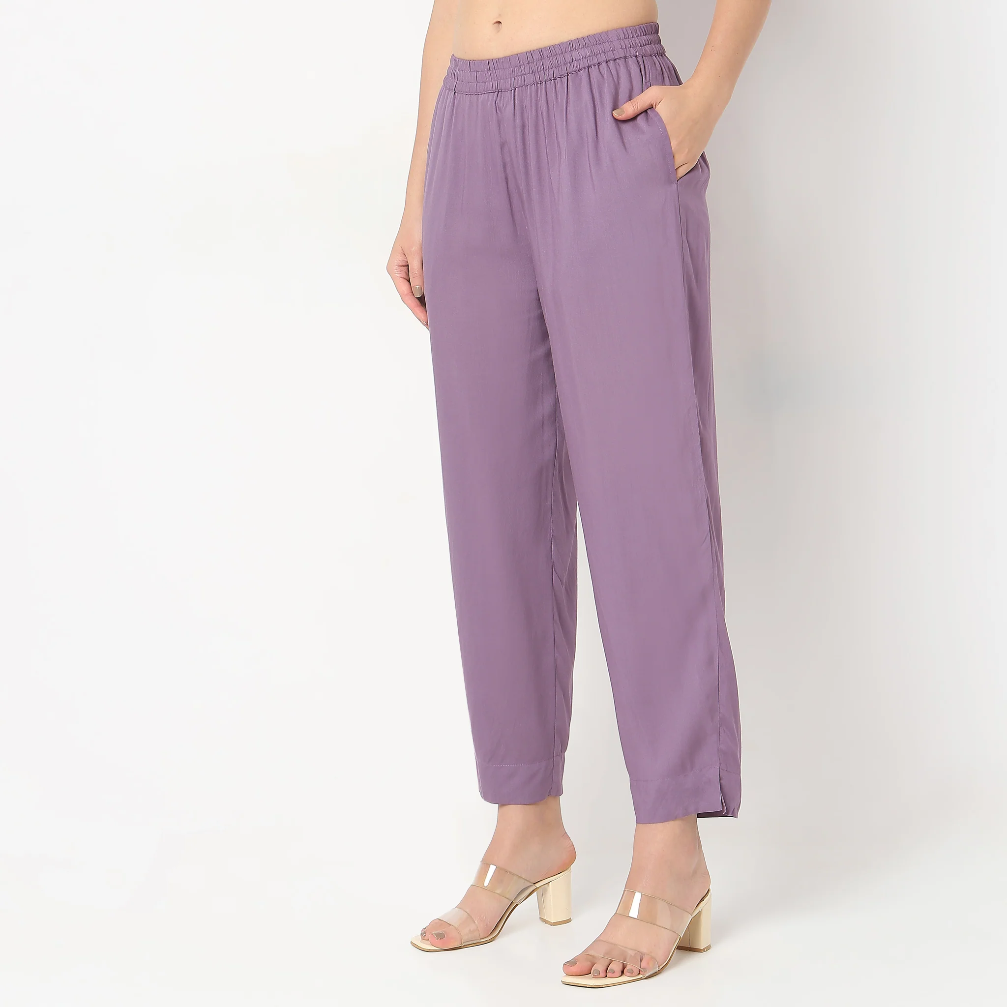 Straight Fit Mid Rise Pants - Image 5