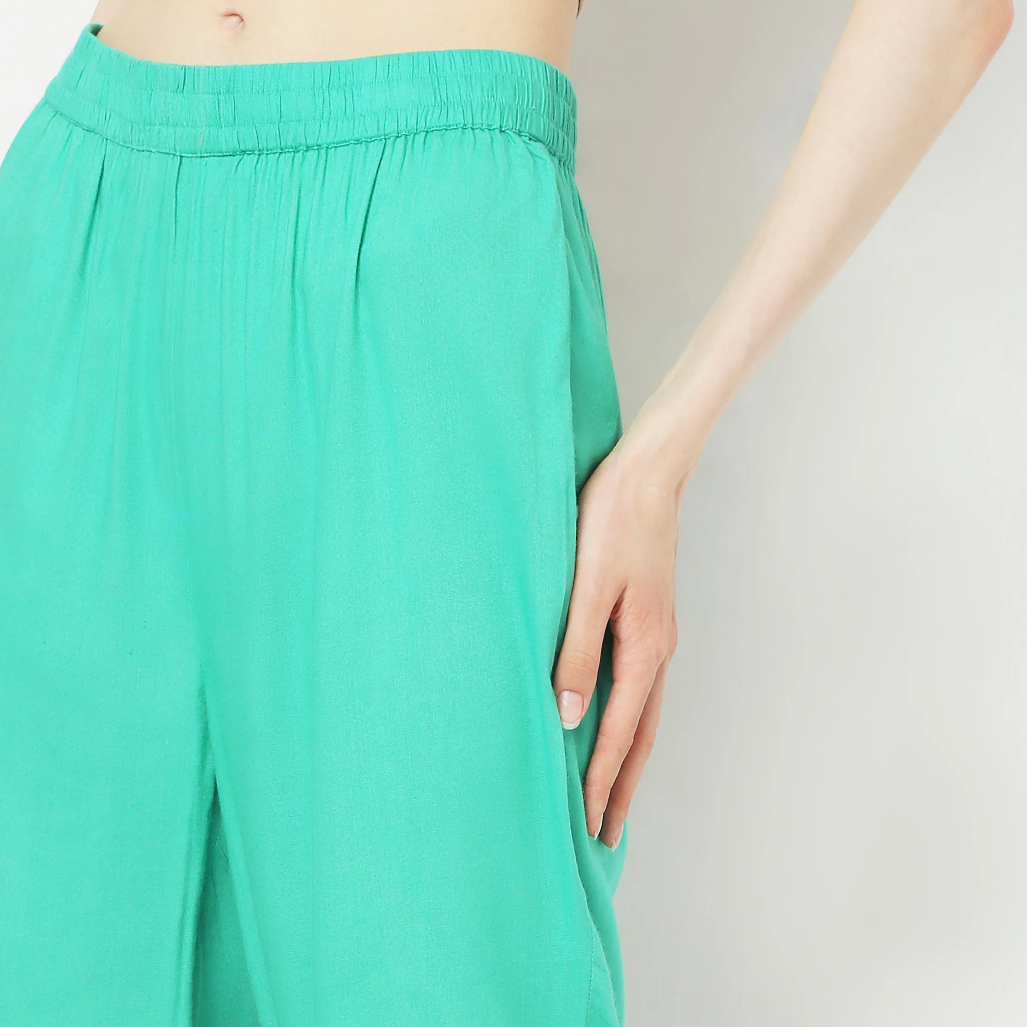 Straight Fit Mid Rise Pants - Image 4