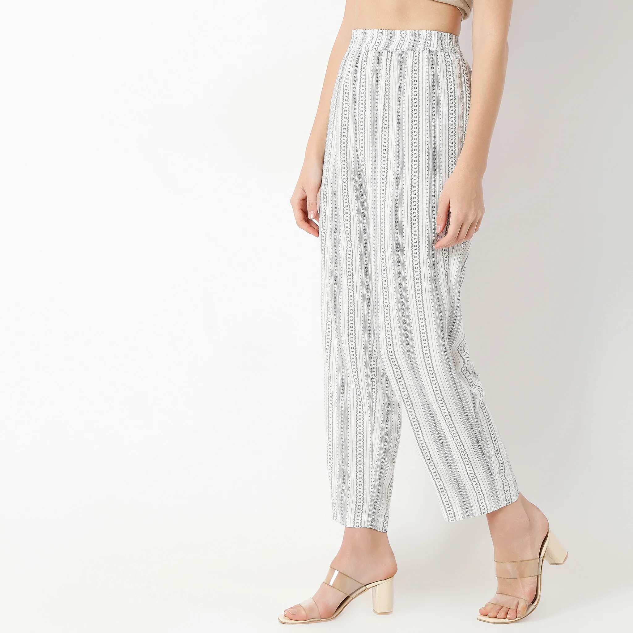 Ankle Length Straight Fit Printed Pants - Image 5