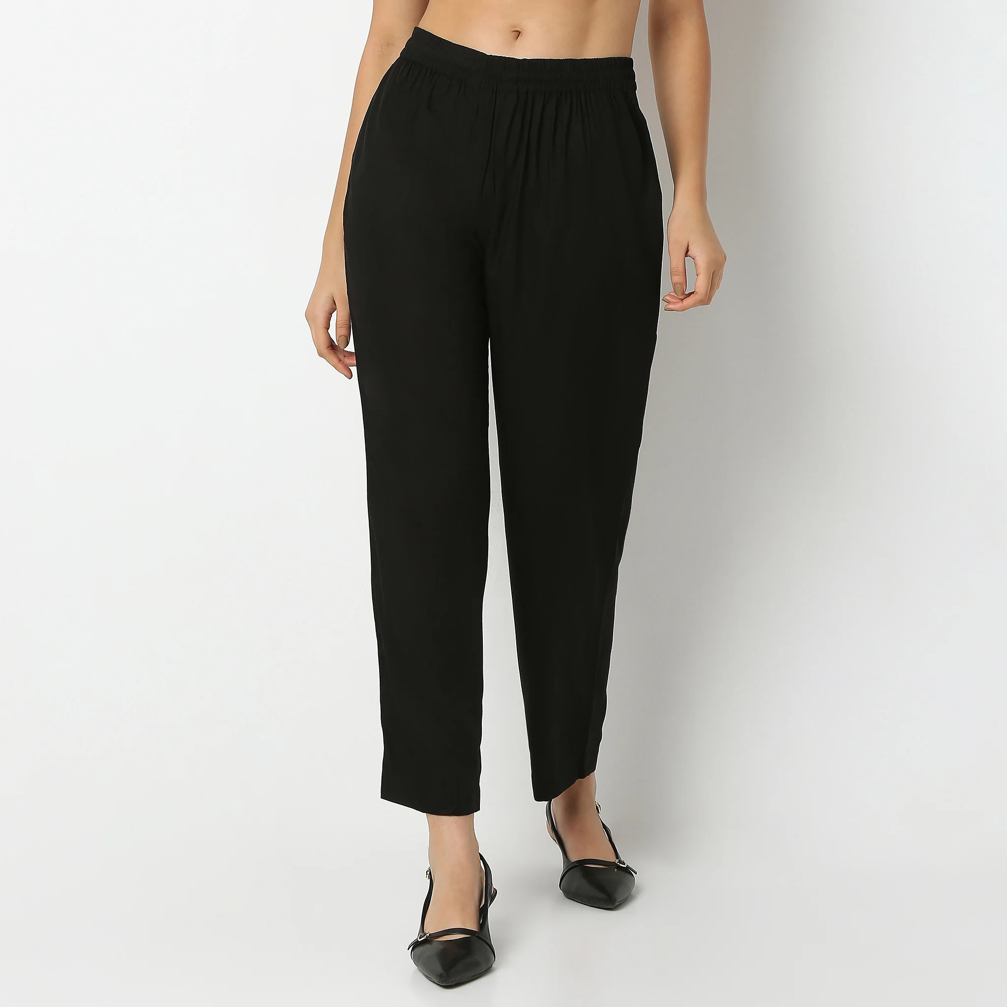 Ankle Length Straight Fit Printed Pants - Image 2