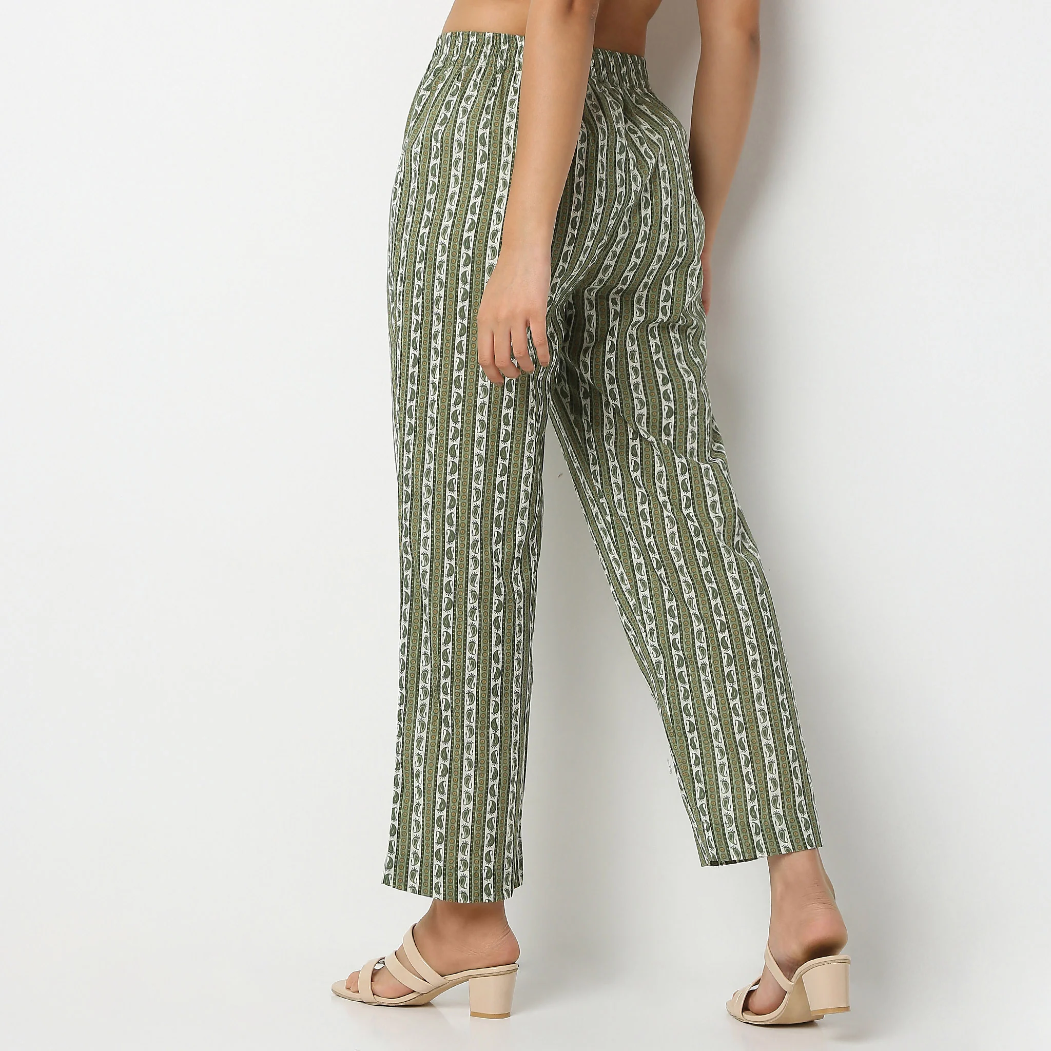 Ankle Length Straight Fit Printed Pants - Image 8