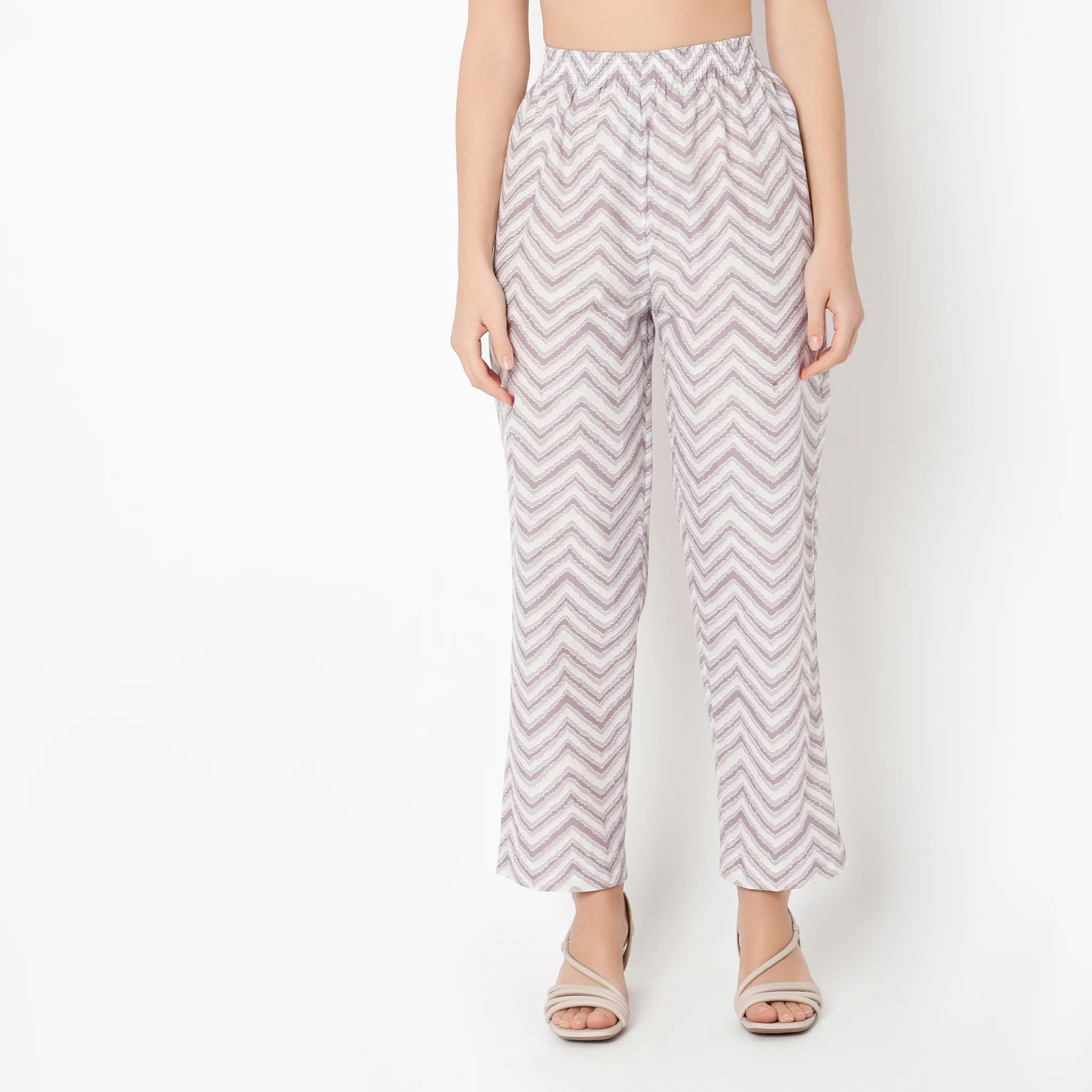 Ankle Length Straight Fit Printed Pants - Image 2