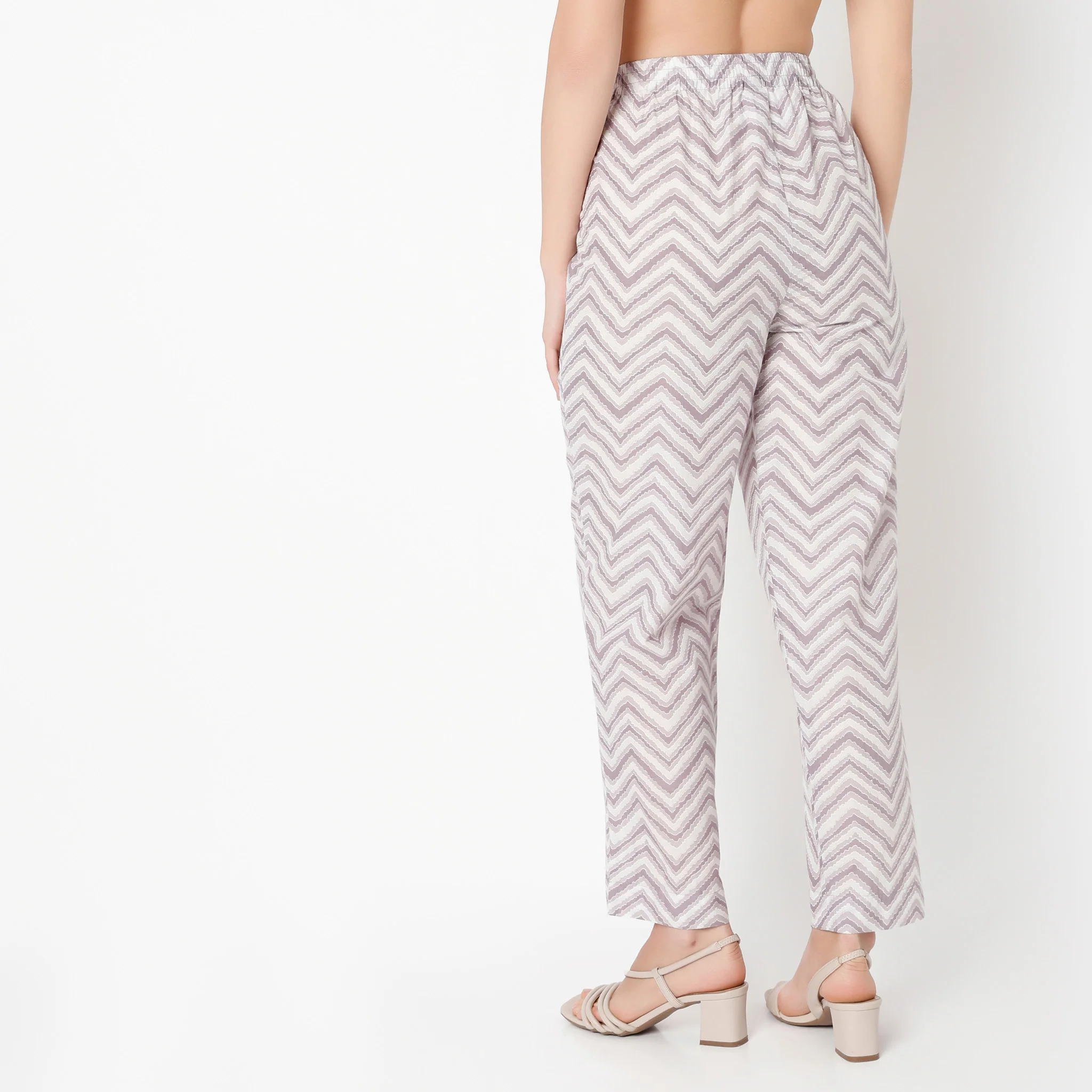 Ankle Length Straight Fit Printed Pants - Image 3